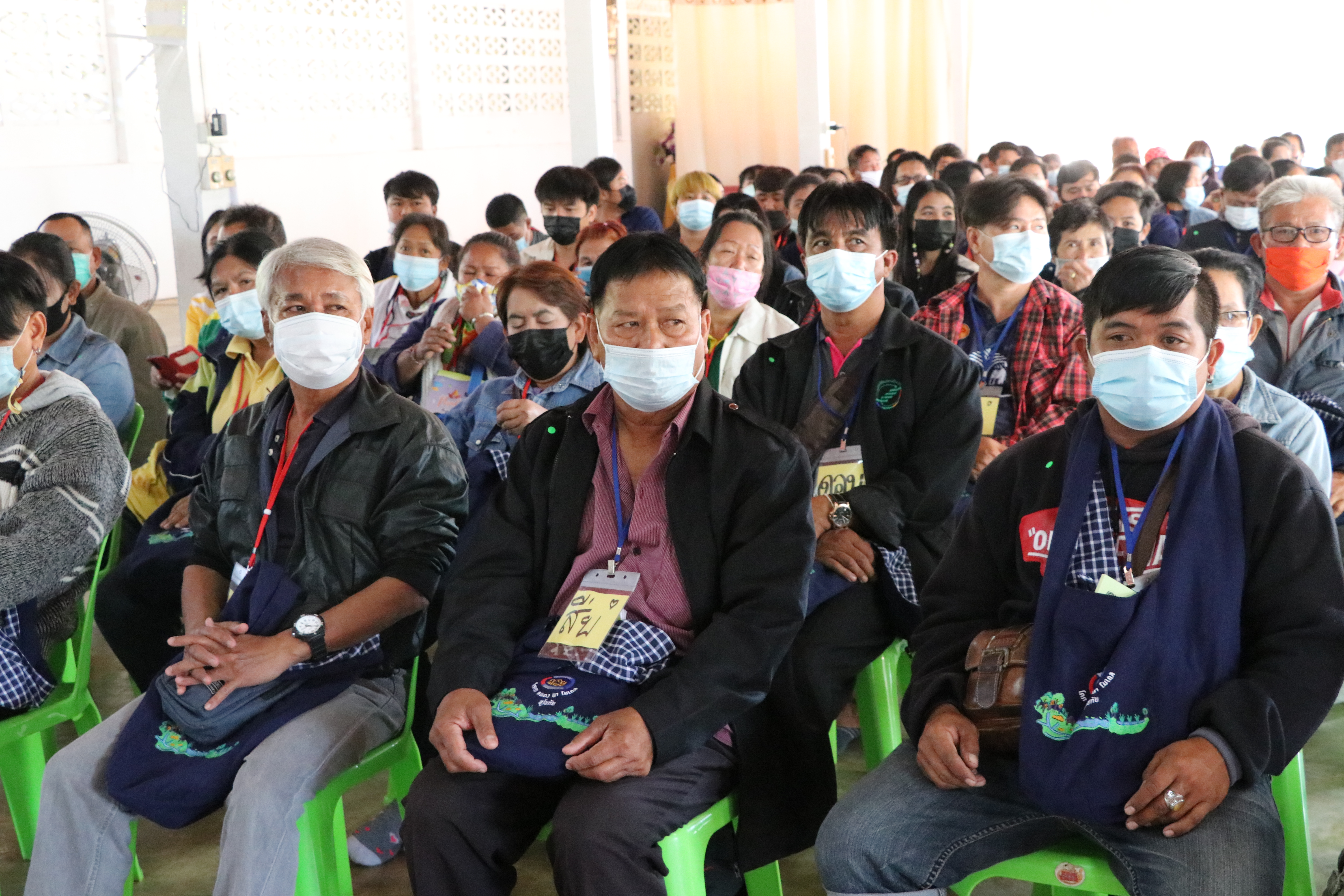 “นายอำเภอศรีนคร จังหวัดสุโขทัย ร่วมบูรณาการเปิดโครงการอบรม รุ่นที่ 5 ครัวเรือนต้นแบบ HLM และนักพัฒนาพื้นที่ต้นแบบ จังหวัดสุโขทัย โครงการ “โคก หนอง นา โมเดล” อบรม 5 วัน 4 คืน เสริมองค์ความรู้ มุ่งสู่ความยั่งยืนของชุมชน”