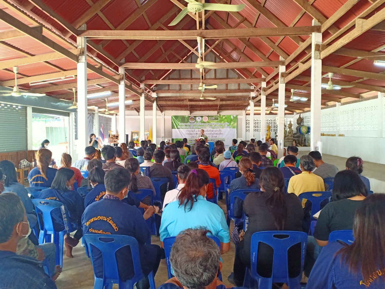 “นายอำเภอศรีนคร จังหวัดสุโขทัย เปิดการอบรมโครงการ “โคก หนอง นา โมเดล” รุ่นที่ 6 ครัวเรือนต้นแบบ HLM และนักพัฒนาพื้นที่ต้นแบบ จังหวัดสุโขทัย อบรม 5 วัน 4 คืน บ่มเพาะองค์ความรู้  เตรียมสร้างความยั่งยืนให้ชุมชน”