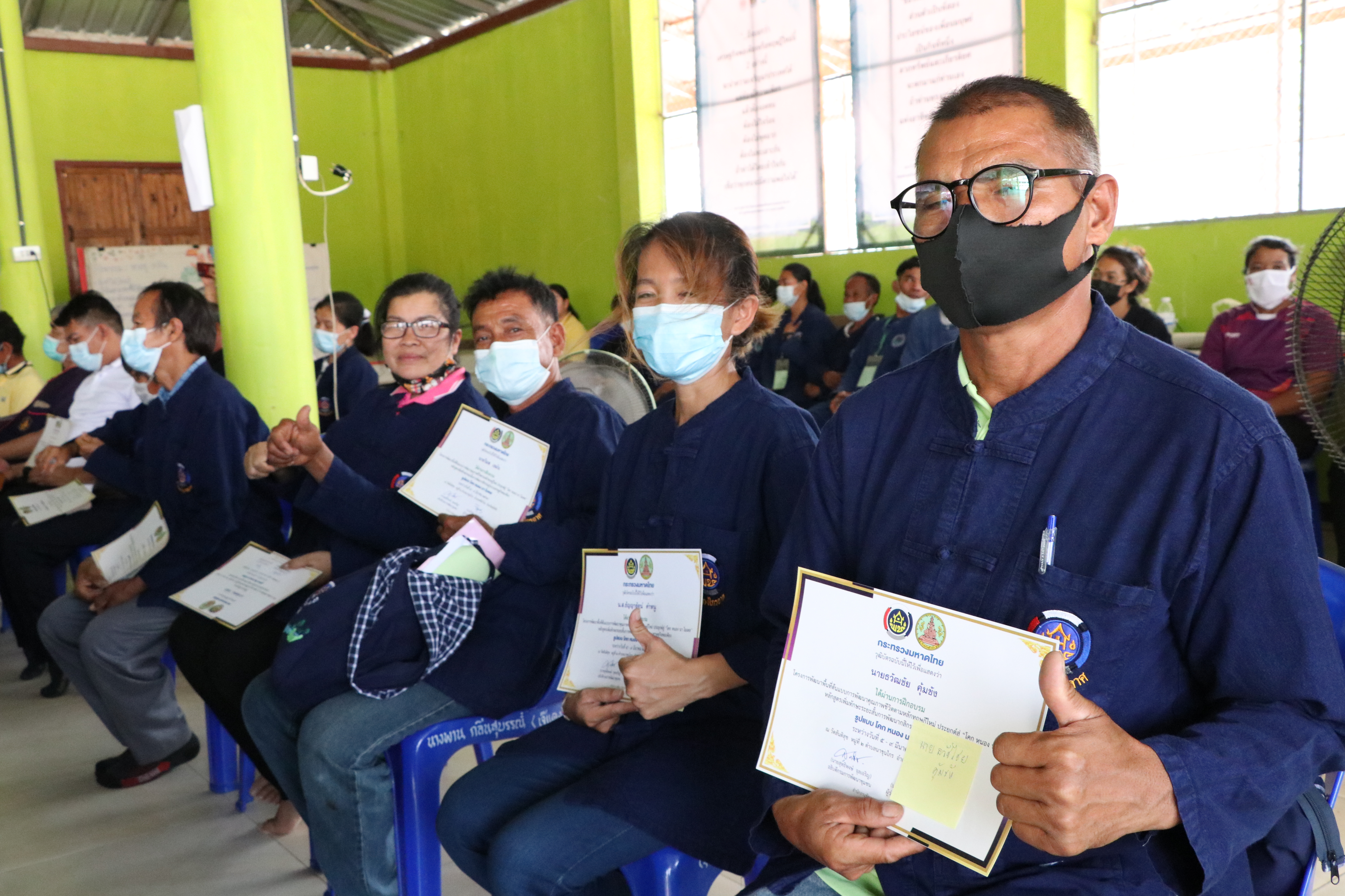 ผู้ตรวจฯ พช. เขต 17  สร้างขวัญกำลังใจ ครัวเรือนต้นแบบฯ HLM และนักพัฒนาพื้นที่ต้นแบบ รุ่นที่ 15 อบรมแกนนำฯ 5 วัน 4 คืน พร้อมสร้างความเข้มแข็งให้ชุมชน ด้วยศาสตร์พระราชาเพื่อการพัฒนาที่ยั่งยืน”