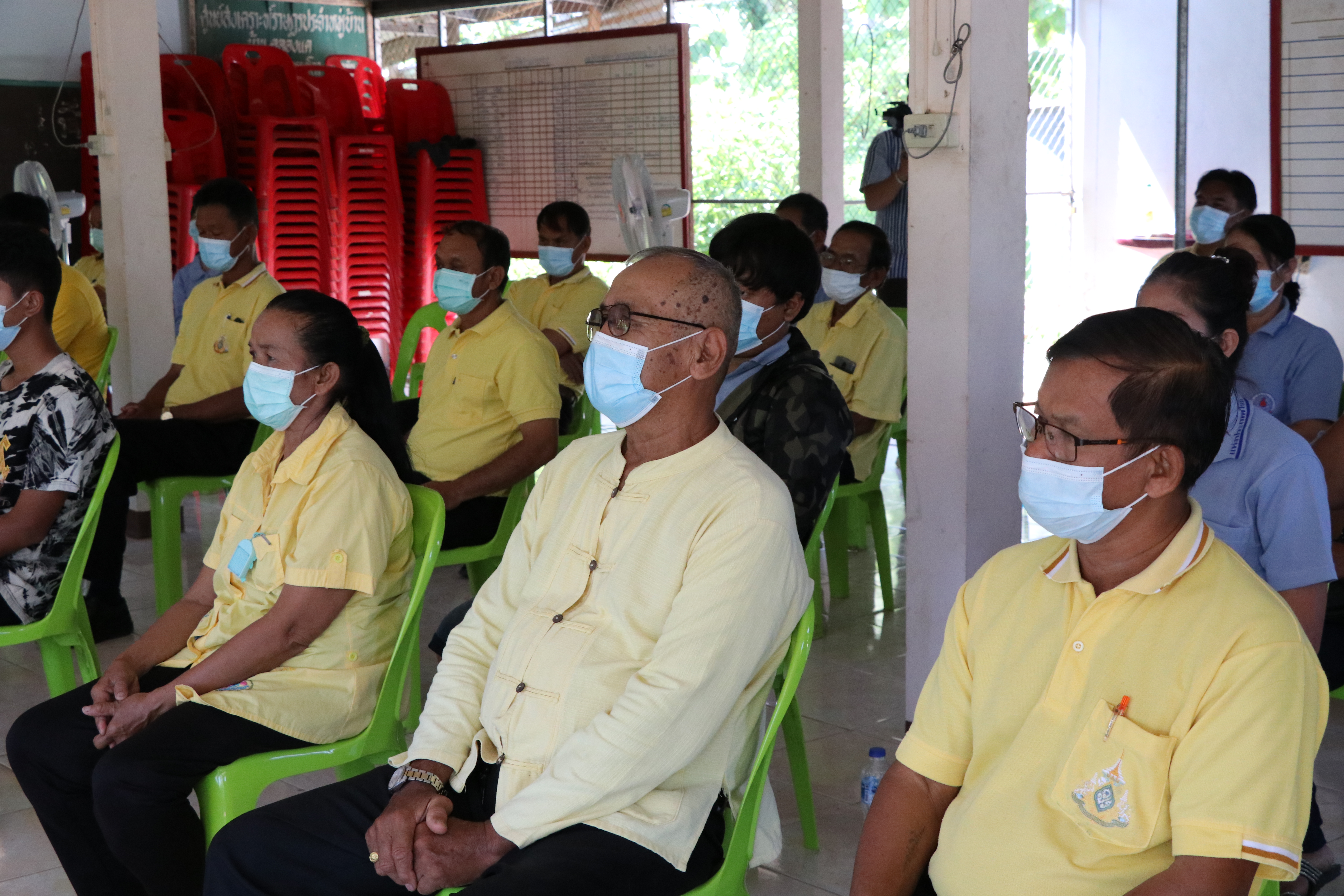 ผู้ว่าฯ สุโขทัย ลงพื้นที่ติดตามความก้าวหน้า โครงการ  “โคก หนอง นา พช.” จังหวัดสุโขทัย พร้อมสร้างความมั่นคง มั่งคั่ง และยั่งยืนสู่ชุมชน พื้นที่อำเภอสวรรคโลก อำเภอศรีสัชนาลัย จังหวัดสุโขทัย