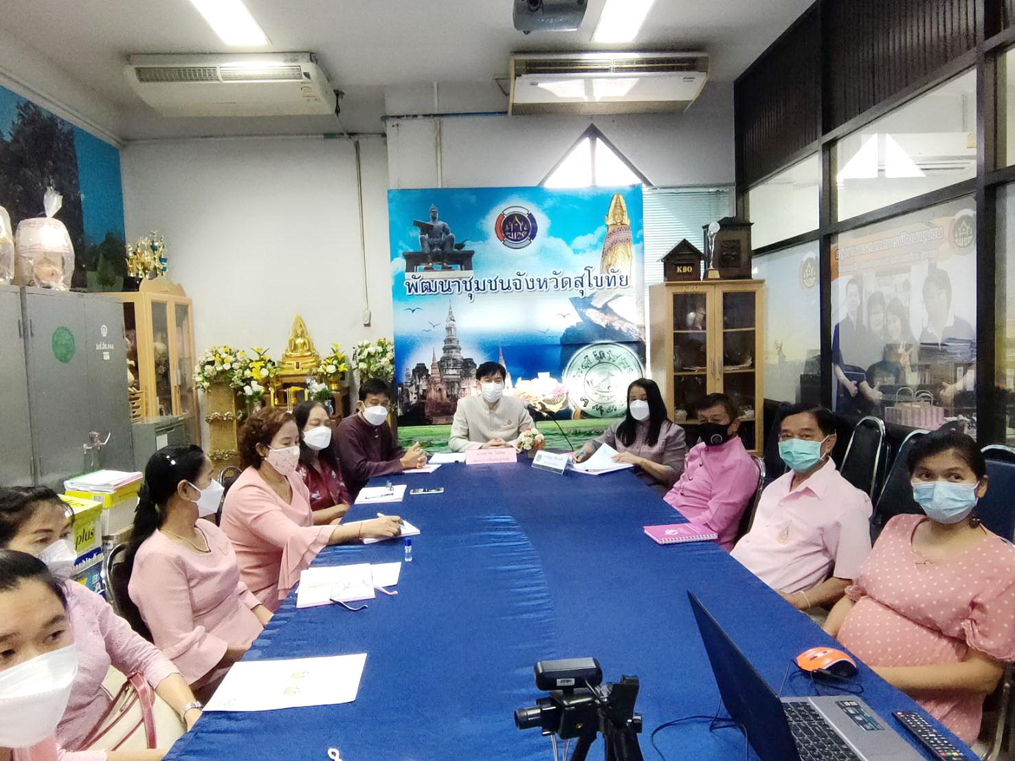 พช.สุโขทัย เข้ารับการประเมินคัดเลือก คนกองทุนพัฒนาบทบาทสตรีดีเด่น ประจำปี 2564 เขตตรวจราชการที่ 17 กลุ่มจังหวัดภาคเหนือตอนล่าง 1 ผ่านระบบออนไลน์ zoom Cloud meeting