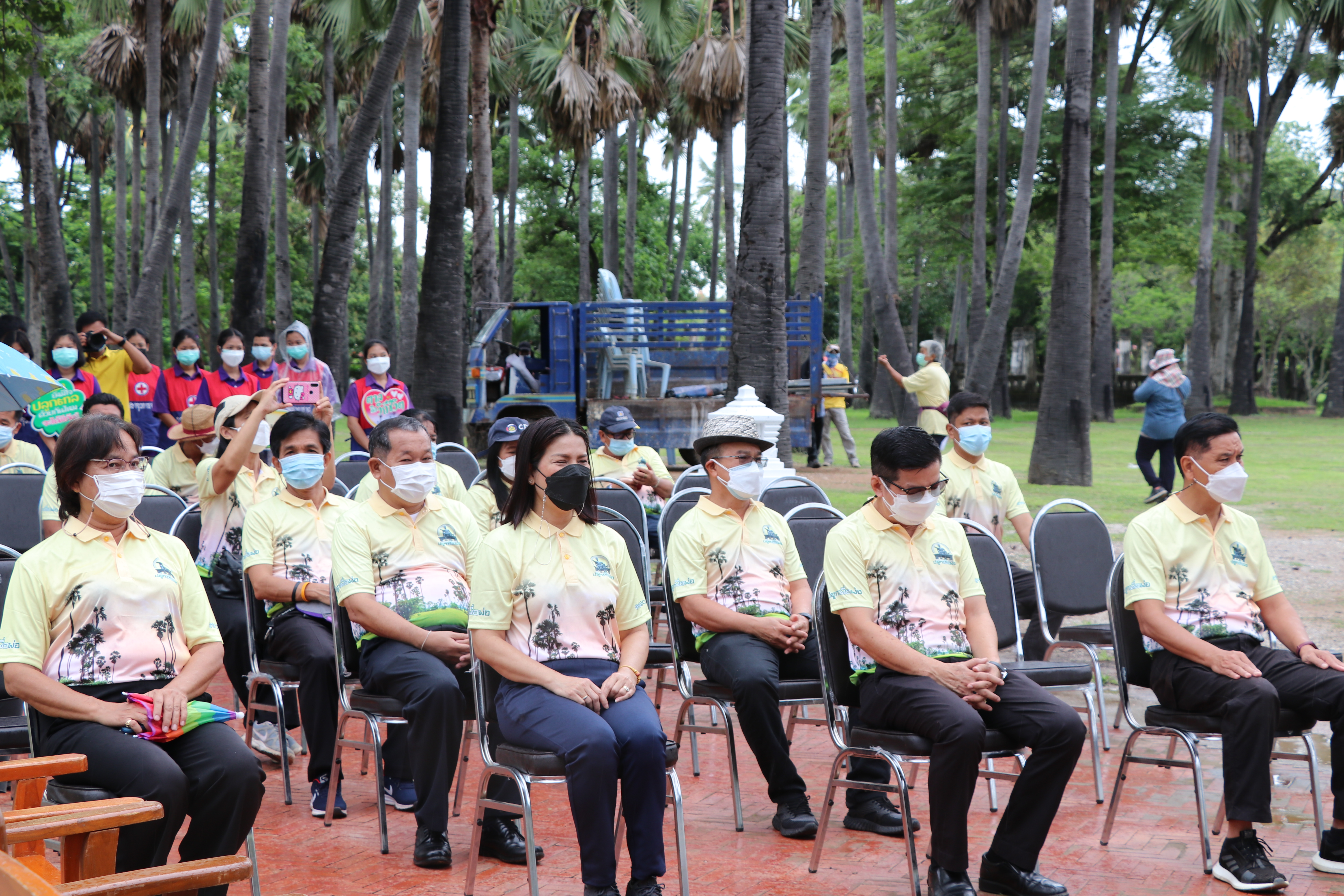 พ่อเมืองสุโขทัย นำร่องปลูกตาลต้นที่ 1 “ปลูกตาล 10,000 ต้น เพื่อคนสุโขทัย” เฉลิมพระเกียรติเนื่องในโอกาสมหามงคลเฉลิมพระเกียรติพระชนมพรรษาพระบาทสมเด็จพระปรเมนทรรามาธิบดีศรีสินทรมหาวชิราลงกรณ พระวชิรเกล้าเจ้าอยู่หัว ณ ดงตาล อุทยานประวัติศาสตร์สุโขทัย อำเภอเมืองสุโขทัย จังหวัดสุโขทัย