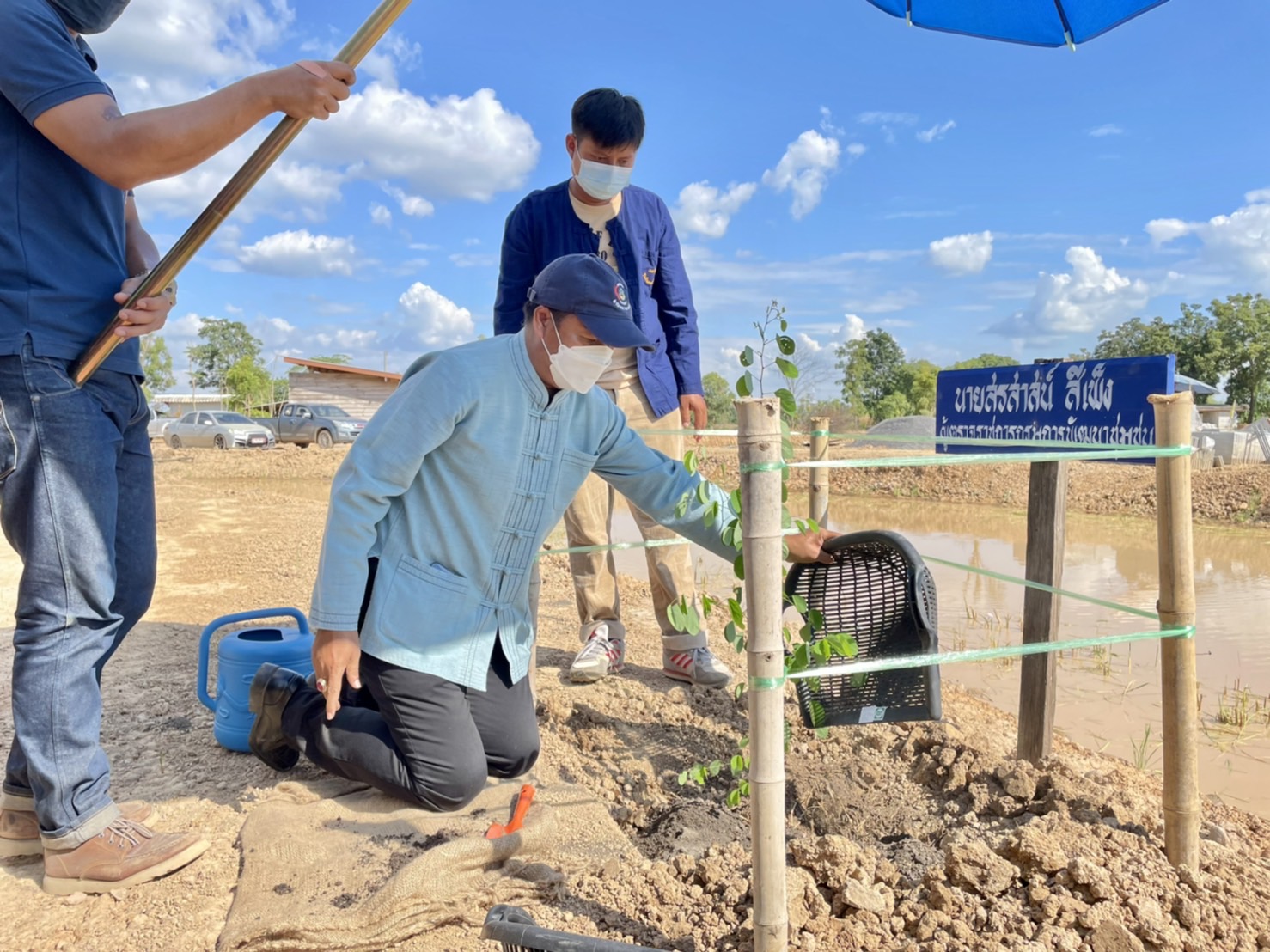ผู้ตรวจราชการกรมการพัฒนาชุมชน ลุยพื้นที่ โคก หนอง นา พช. สุโขทัย ติดตาม ตรวจเยี่ยมพื้นที่แปลงเป้าหมายฯ ร่วมขับเคลื่อนกิจกรรมสร้างความมั่นคง มั่งคั่ง และยั่งยืน ให้พี่น้องประชาชนชาวสุโขทัย
