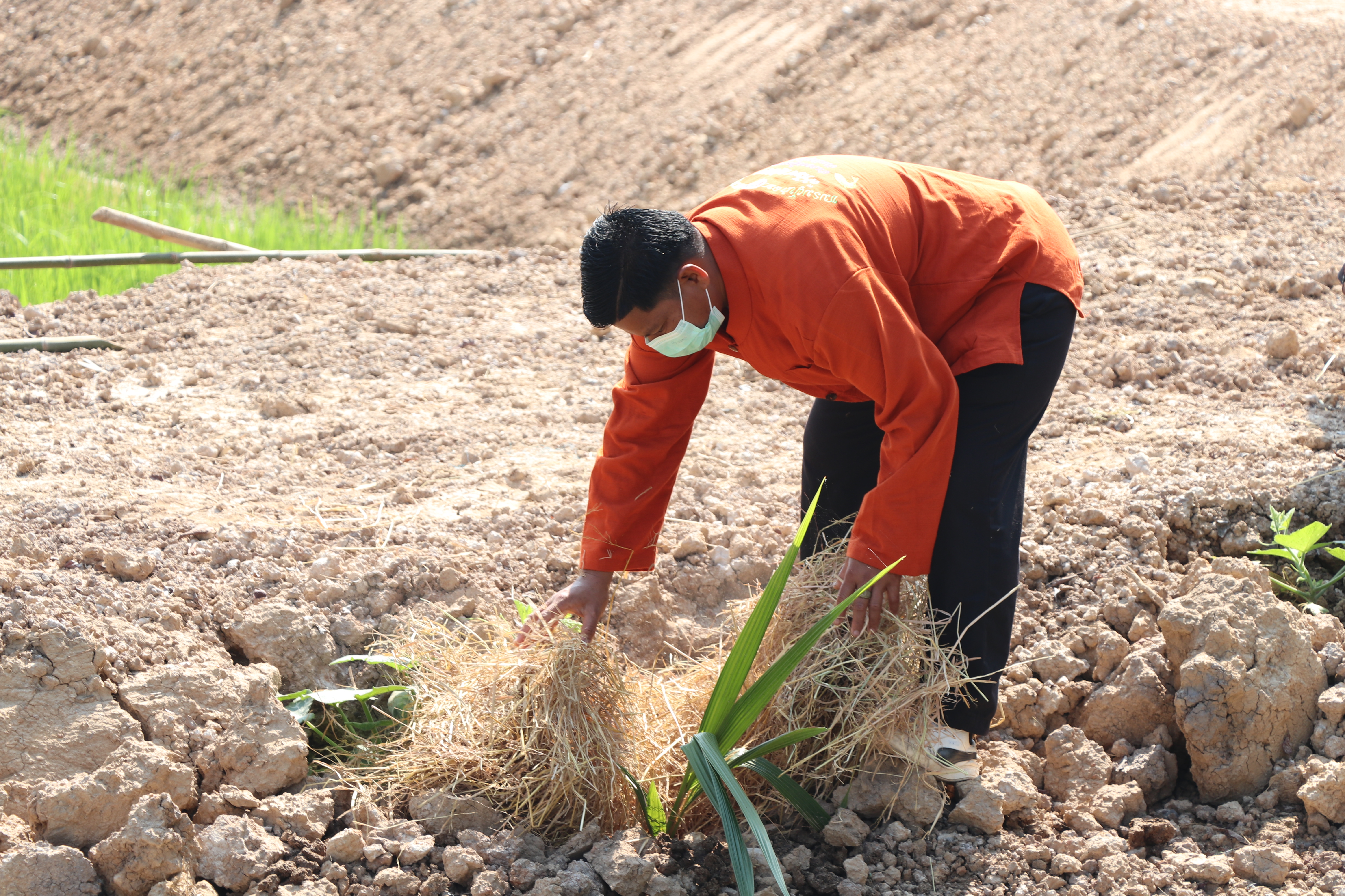 พช.สุโขทัย สานพลัง ผู้นำ อช. ทั้ง 9 อำเภอ จัดกิจกรรมครบรอบ 53 ปี ผู้นำ อช. ภายใต้แนวคิด “รวมพลัง อช.แก้จน พัฒนาคน สร้างชุมชนพอเพียง
