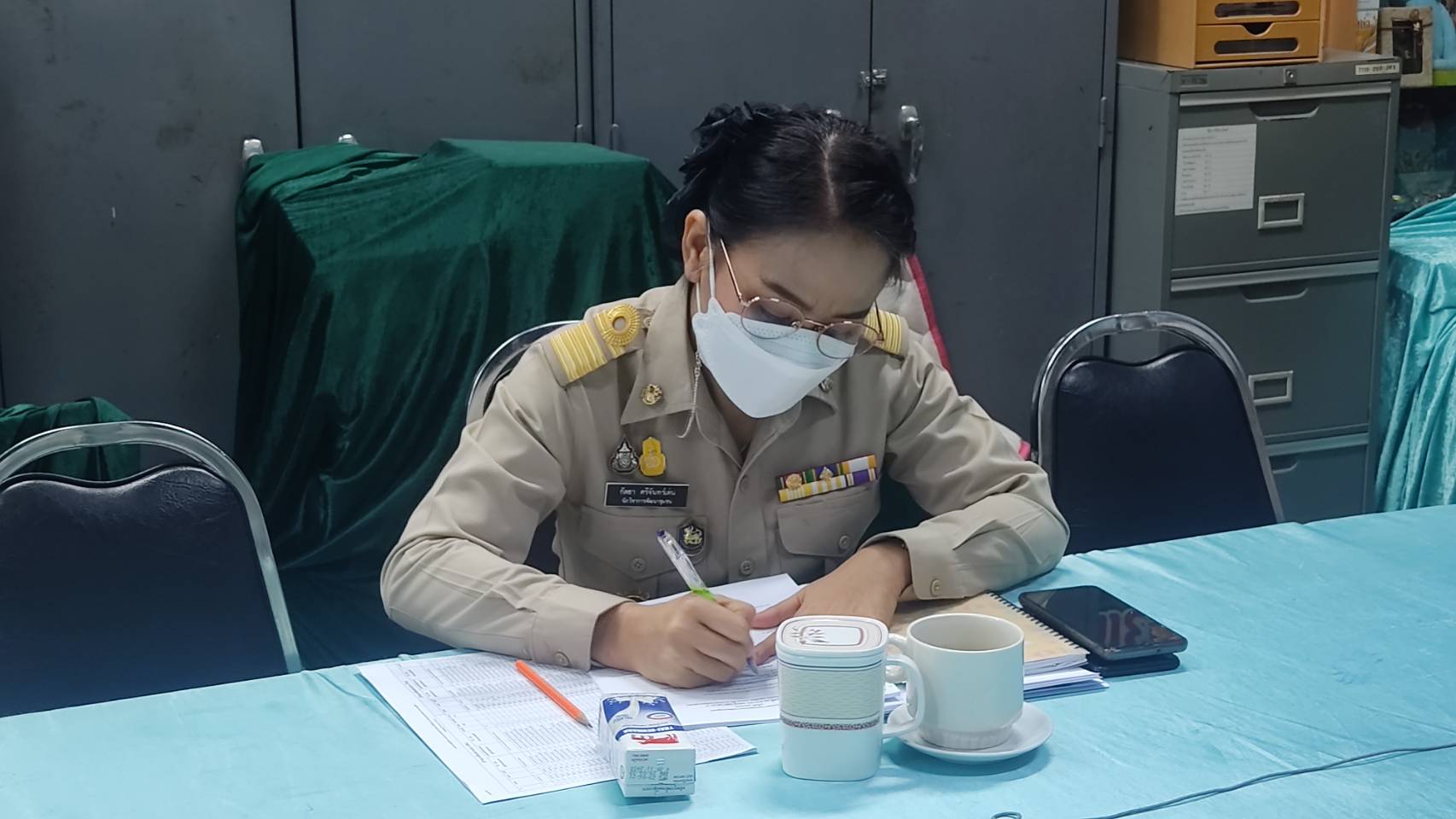 อธิบดีกรมการพัฒนาชุมชน เป็นประธานการประชุมกรมการพัฒนาชุมชน เพื่อขับเคลื่อนงานพัฒนาชุมชน ผ่านระบบวีดีทัศน์ทางไกล (Video Conference) ครั้งที่ 1/2565