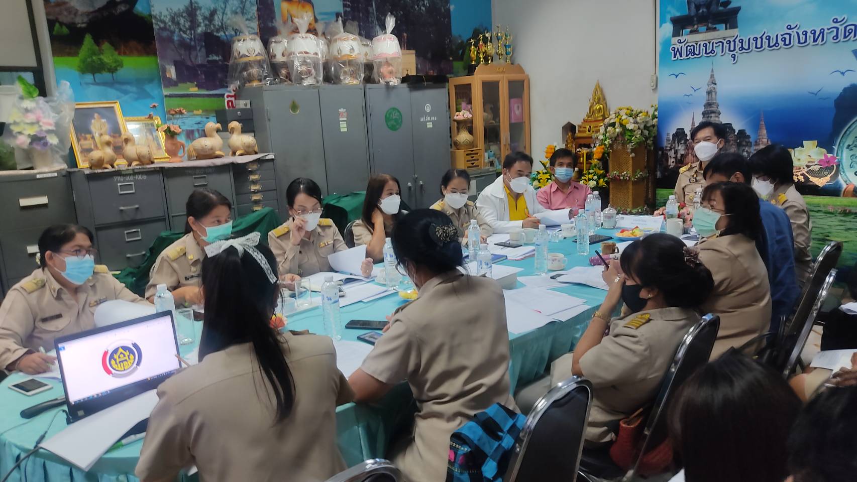 “พช.สุโขทัย ประชุมพัฒนาการอำเภอ วางแผนการขับเคลื่อนภารกิจงานนโยบายรัฐบาล ภารกิจงานกรมการพัฒนาชุมชน และภารกิจงานจังหวัดสุโขทัย ครั้งที่ 1/2565 ให้ประสบผลสำเร็จตามเป้าหมาย”