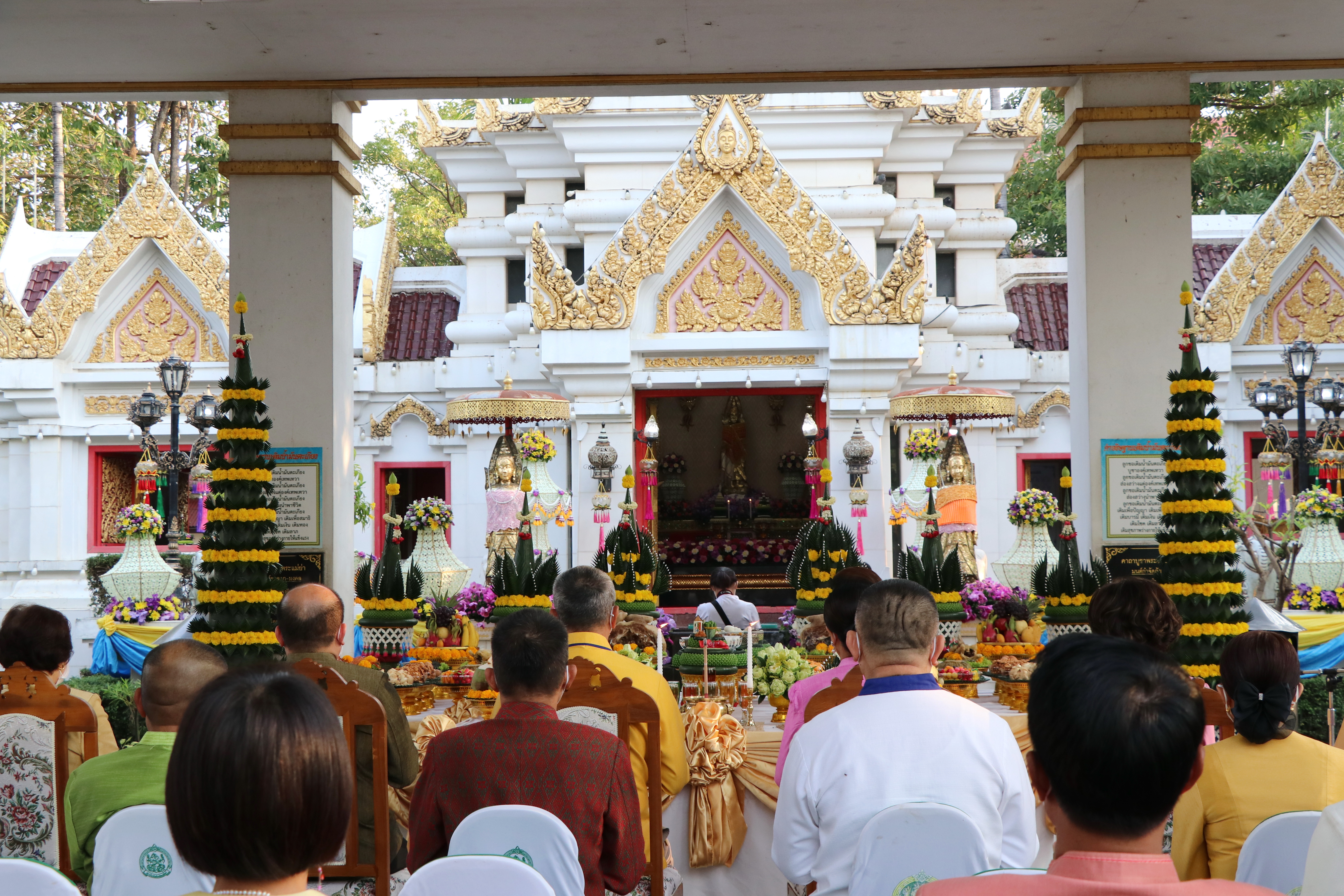จังหวัดสุโขทัย ทำ 1 ต้องได้มากกว่า 1 จัดใหญ่ พิธีบวงสรวงสักการะองค์พระแม่ย่าเป็นปฐมฤกษ์ เพื่อความเป็นศิริมงกับพี่น้องชาวจังหวัดสุโขทัย เตรียมเปิดงานอย่างยิ่งใหญ่อลังการ งานสักการะพระแม่ย่า จังหวัดสุโขทัย ประจำปี 2565 รวม 10 วัน 10 คืน