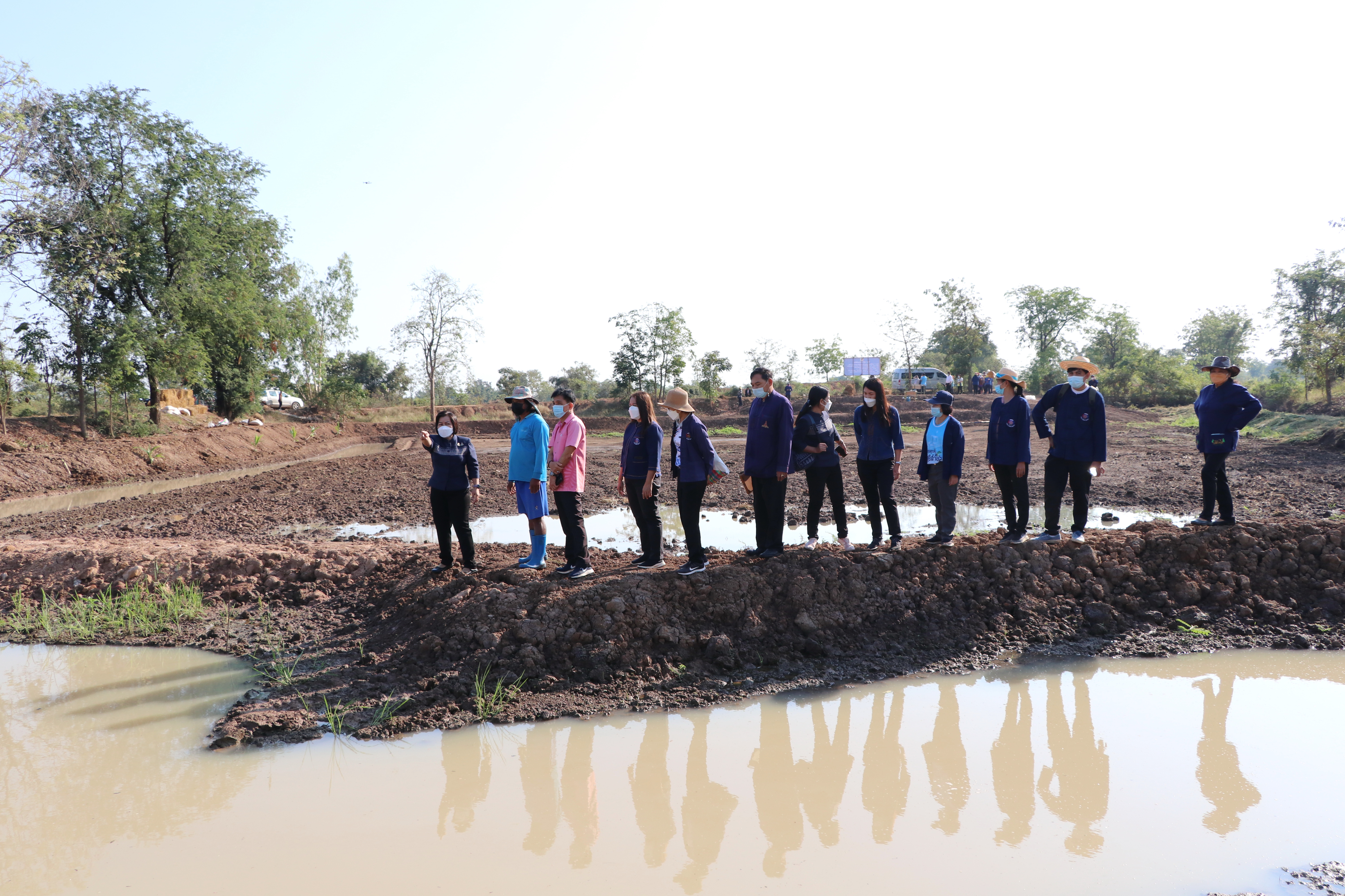 จังหวัดสุโขทัย ทำ 1 ต้องได้มากกว่า 1  ผู้ตรวจราชการกรมการพัฒนาชุมชน ลงพื้นที่ติดตามผลการดำเนินงาน “โคก หนอง นา พช. เร่งสร้างความ มั่นคง มั่งคั่ง และยั่งยืน ให้พี่น้องประชาชนชาวจังหวัดสุโขทัย