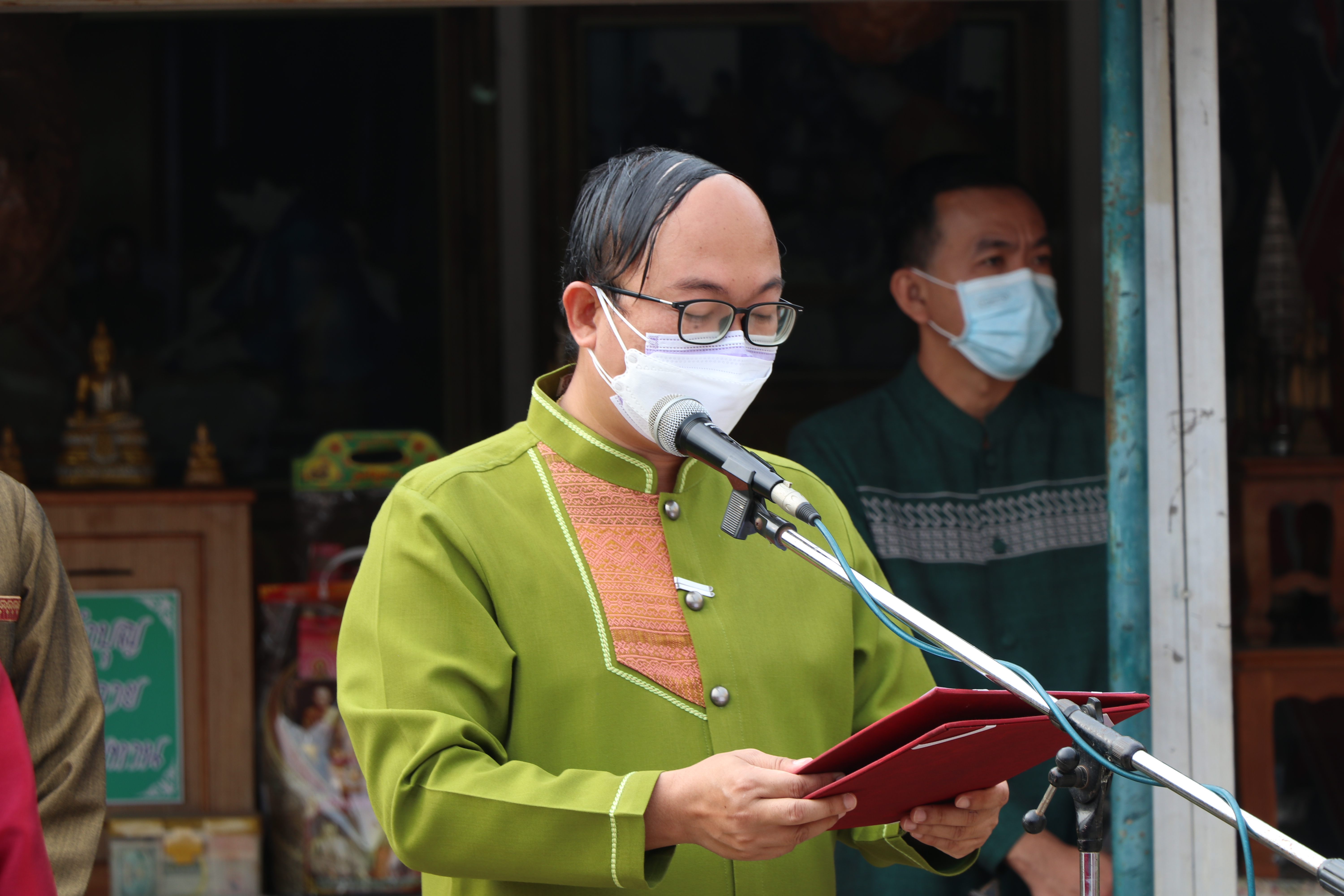 จังหวัดสุโขทัย ทำ 1 ต้องได้มากกว่า 1 งดงาม วิจิตรตระการตาผ้าไทย ขับเคลื่อนโครงการส่งเสริมการสวมใส่ผ้าไทย น้อมนำพระดำริของสมเด็จพระเจ้าลูกเธอเจ้าฟ้าสิริวัณณวรี นารีรัตนราชกัญญา ที่พระราชทานแก่วงการผ้าไทย “ผ้าไทยใส่ให้สนุก”บูรณาการอำเภอศรีสำโรง จังหวัดสุโขทัย สวมใส่ผ้าไทยประชาสัมพันธ์แหล่งท่องเที่ยวจังหวัด ต้อนรับการเปิดเมือง สนองนโยบายรัฐบาล