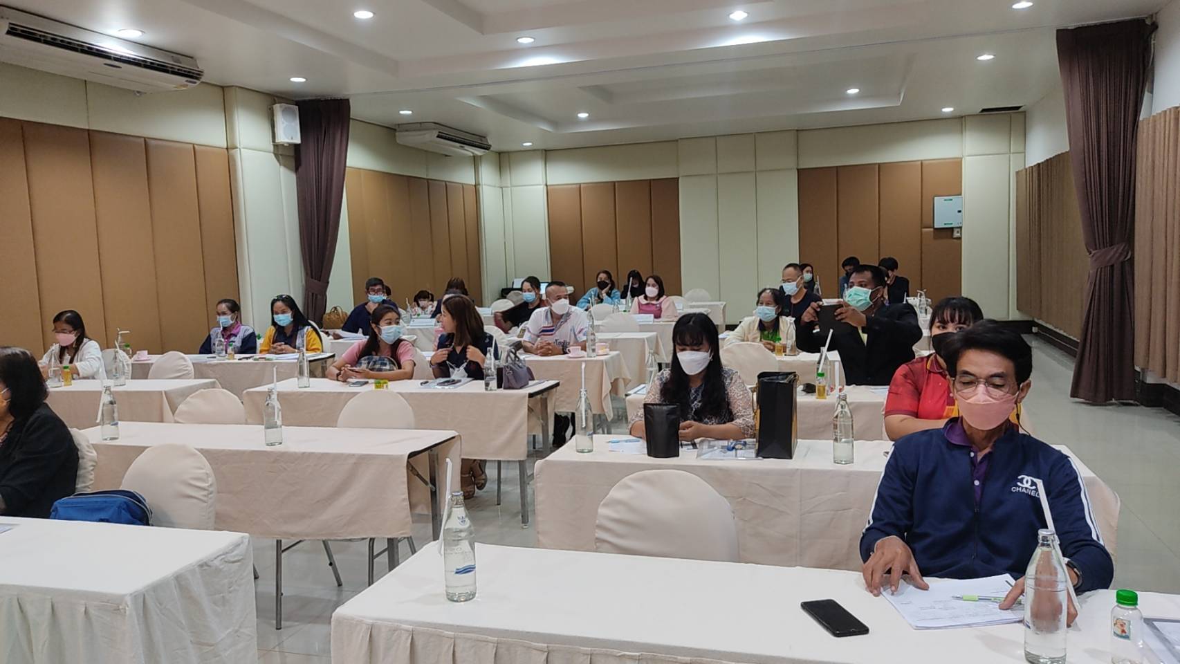 จังหวัดสุโขทัย ทำ 1 ต้องได้มากกว่า 1 “สร้างกระบวนการเรียนรู้ สู่นวัตกรรมการพัฒนาผลิตภัณฑ์ OTOP”  โครงการส่งเสริมกระบวนการเครือข่ายองค์ความรู้ (Knowledge – Based OTOP : KBO) กิจกรรมพัฒนาผลิตภัณฑ์ OTOP โดยเครือข่ายองค์ความรู้ KBO จังหวัดสุโขทัย