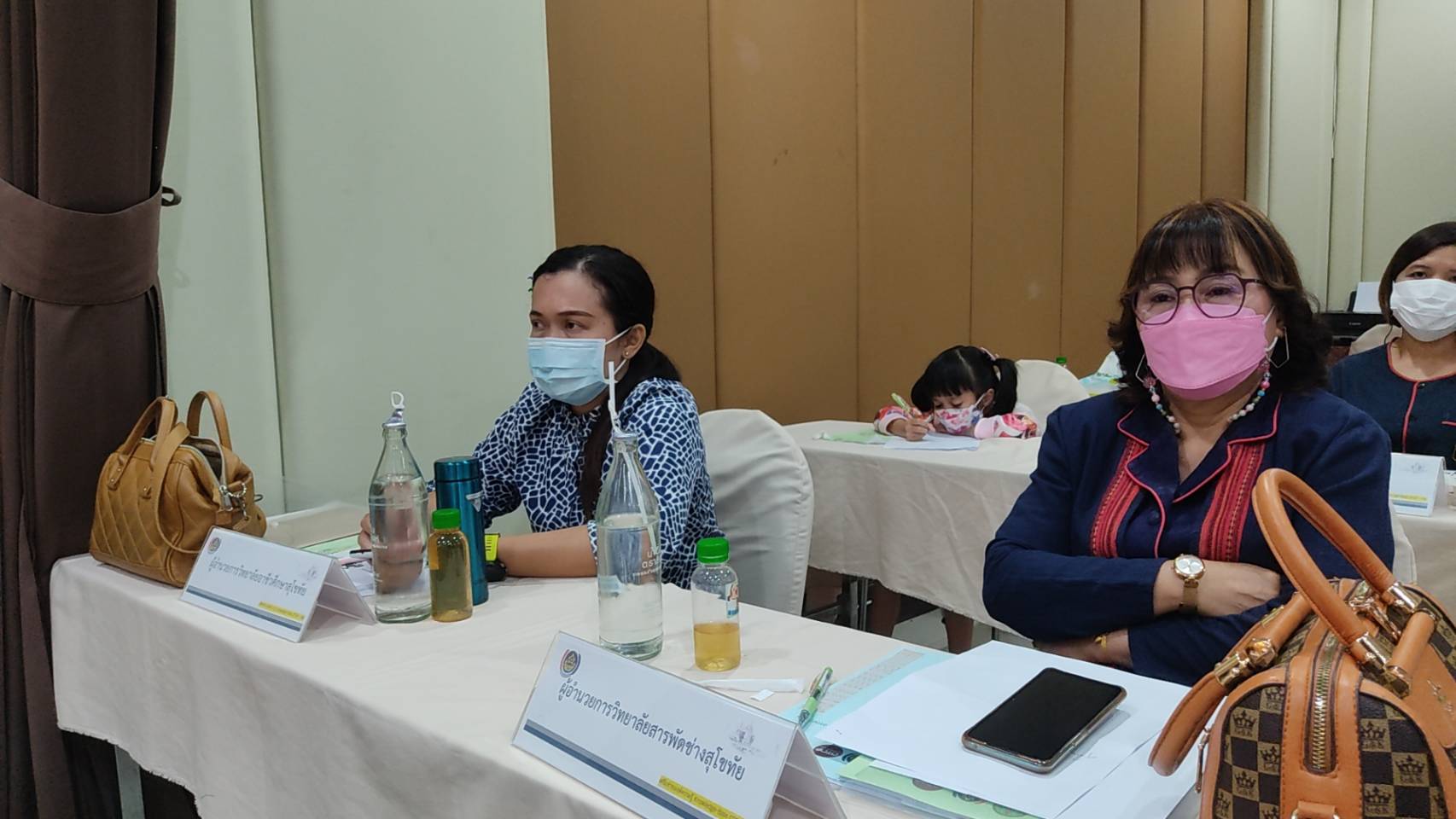 จังหวัดสุโขทัย ทำ 1 ต้องได้มากกว่า 1 “สร้างกระบวนการเรียนรู้ สู่นวัตกรรมการพัฒนาผลิตภัณฑ์ OTOP”  โครงการส่งเสริมกระบวนการเครือข่ายองค์ความรู้ (Knowledge – Based OTOP : KBO) กิจกรรมพัฒนาผลิตภัณฑ์ OTOP โดยเครือข่ายองค์ความรู้ KBO จังหวัดสุโขทัย