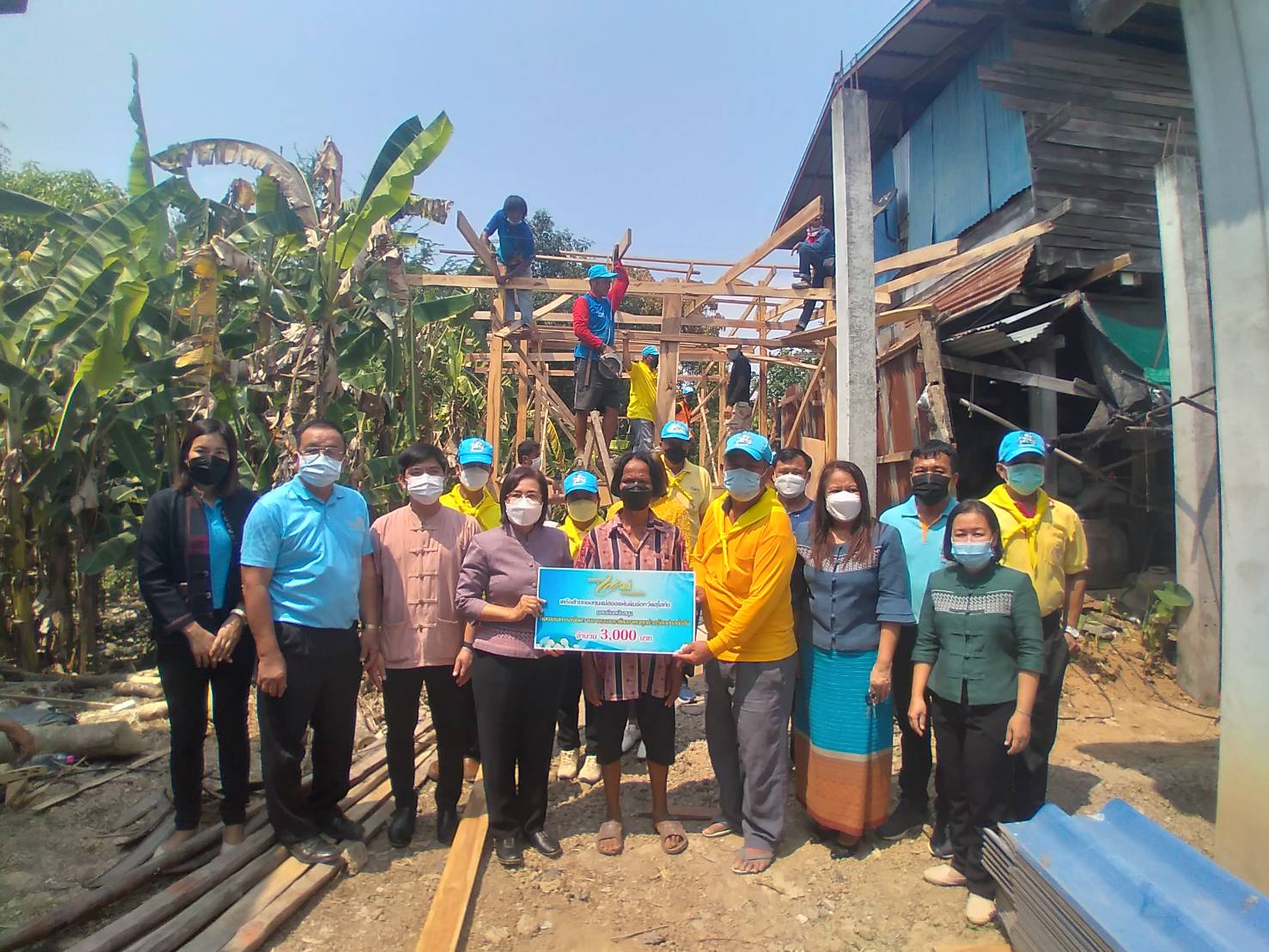 จังหวัดสุโขทัย ทำ 1 ต้องได้มากกว่า 1 สานพลังเครือข่ายกองทุนแม่ของแผ่นดินจังหวัดสุโขทัย  เร่งขจัดความยากจนและพัฒนาคนทุกช่วงวัยอย่างยั่นยืน ตามหลักปรัชญาของเศรษฐกิจพอเพียง ด้วยกระบวนการกองทุนแม่ของแผ่นดิน “สู่เป้าหมาย อยู่รอด พอเพียง ยั่งยืน”