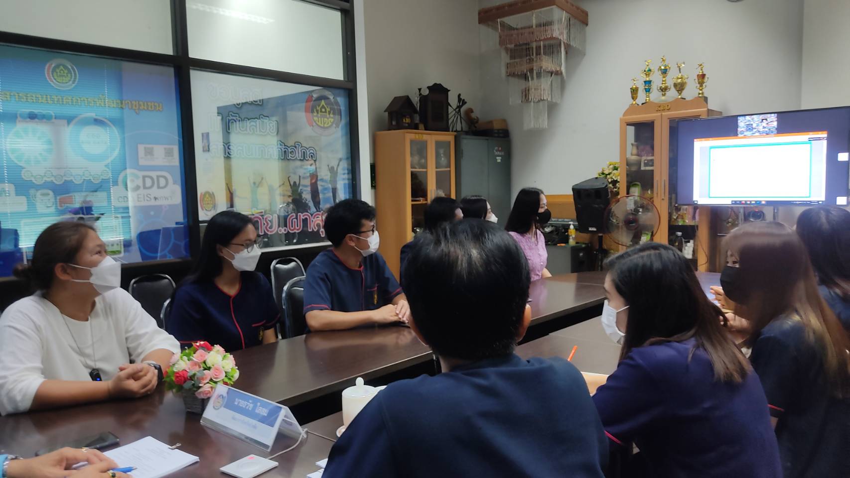 พช.สุโขทัย ทำ 1 ต้องได้มากกว่า 1 อธิบดีกรมการพัฒนาชุมชน เป็นประธานการประชุมกรมการพัฒนาชุมชน เพื่อขับเคลื่อนงานพัฒนาชุมชน ผ่านระบบวีดีทัศน์ทางไกล (Video Conference) ครั้งที่ 4/2565