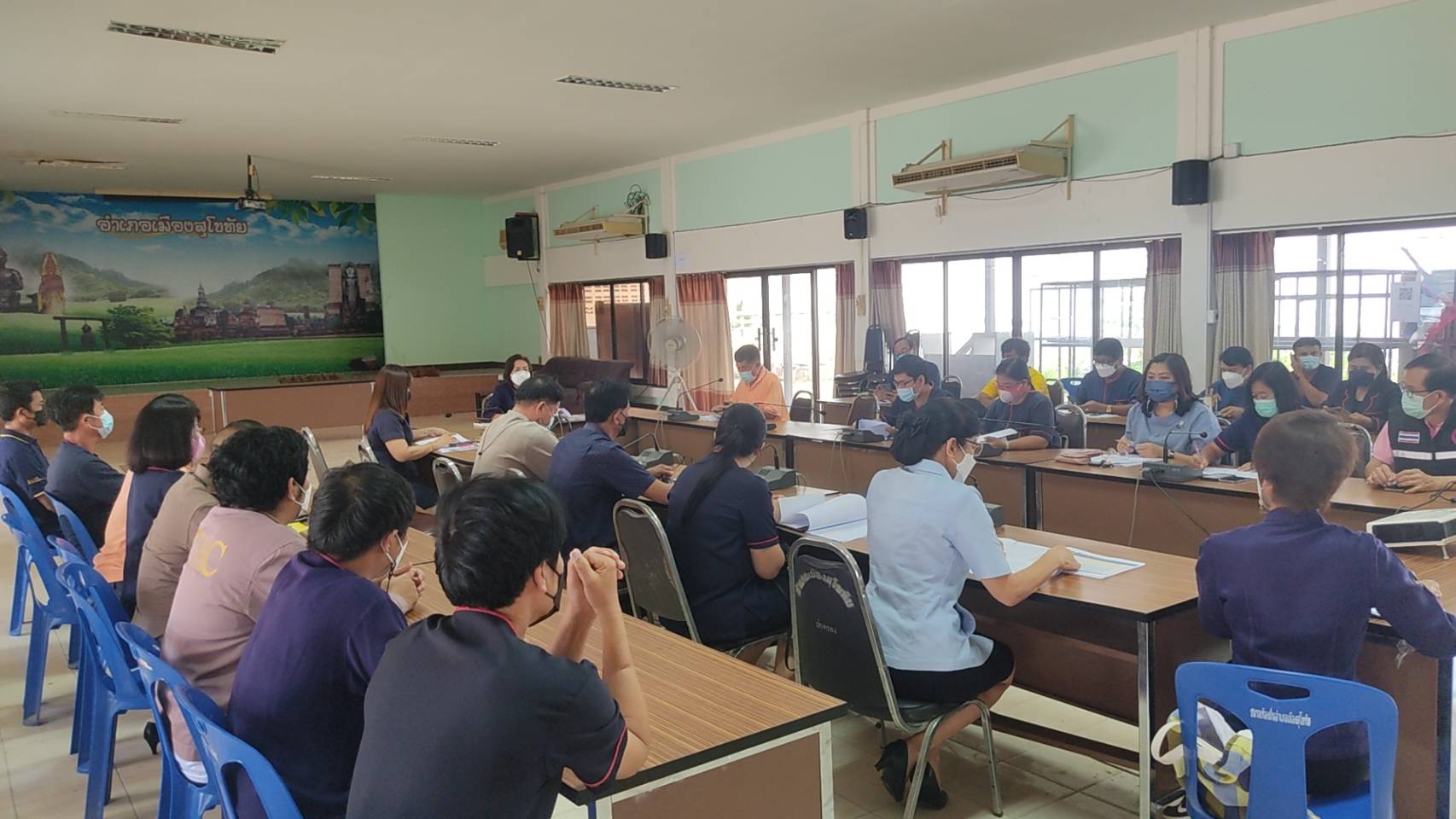 จังหวัดสุโขทัย ทำ 1 ต้องได้มากกว่า 1 ขานรับ นโยบายรัฐบาล เร่งขับเคลื่อนการขจัดความยากจนและพัฒนาคนทุกช่วงวัยอย่างยั่งยืนตามหลักปรัชญาของเศรษฐกิจพอเพียง สร้างคุณภาพชีวิตที่ดีให้ประชาชนชาวอำเภอเมือง จังหวัดสุโขทัย ให้“อยู่รอด พอเพียง และยั่งยืน” ต่อไป