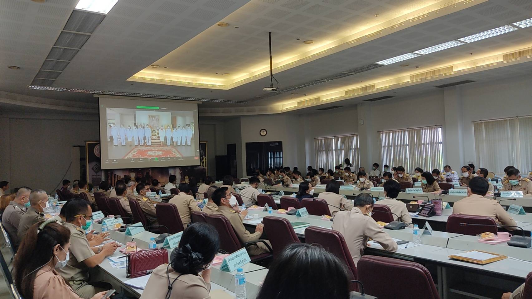 พช.สุโขทัย ทำ 1 ต้องได้มากกว่า 1 ร่วมประชุมกรมการจังหวัดสุโขทัย ครั้งที่ 5/2565 เพื่อรับทราบนโยบาย ข้อสั่งการ และร่วมบูรณาการขับเคลื่อนภารกิจงาน และนำเสนอผลการดำเนินงาน ของสำนักงานพัฒนาชุมชนจังหวัดสุโขทัย