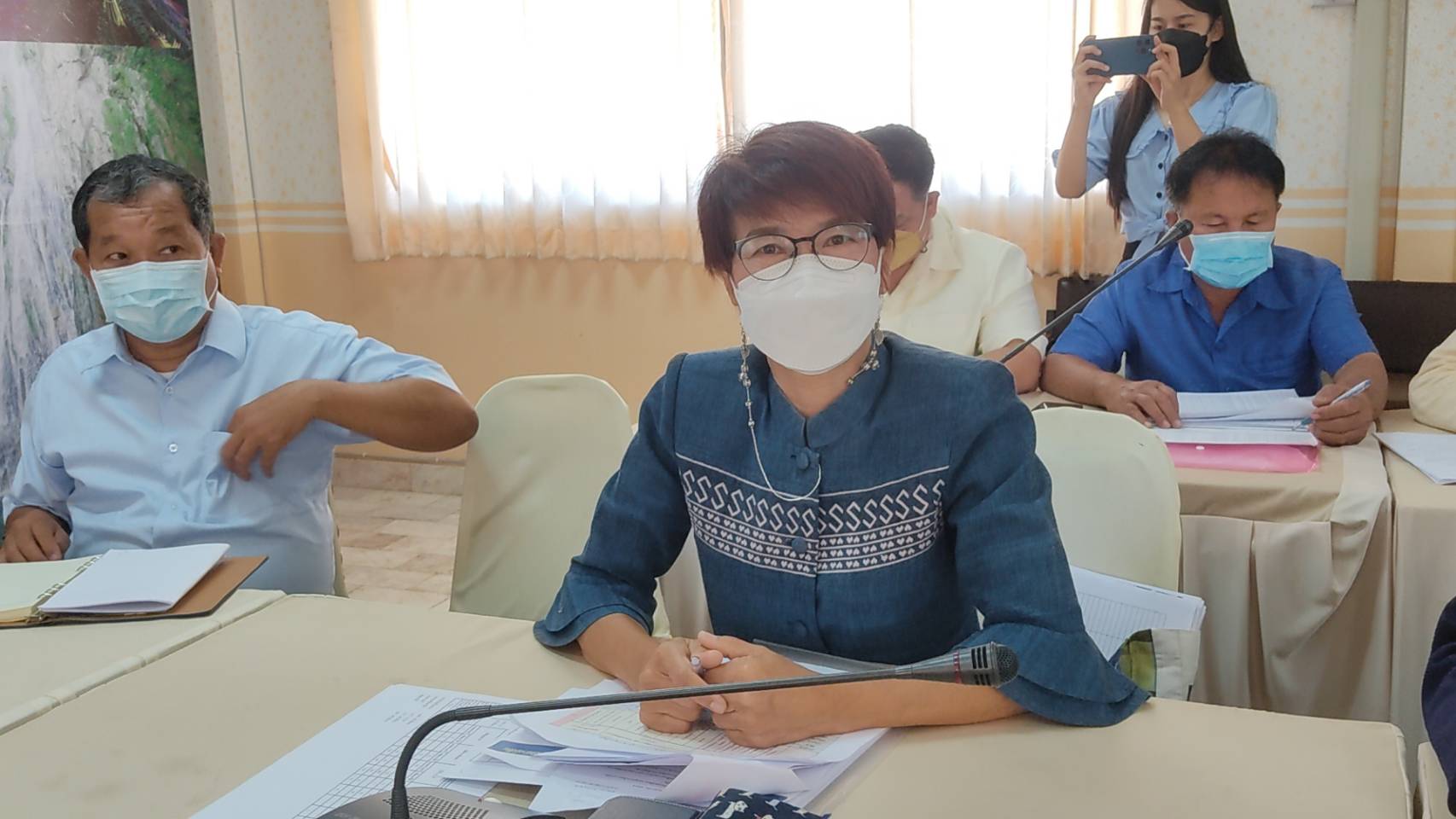 จังหวัดสุโขทัย ทำ 1 ต้องได้มากกว่า 1 ขานรับ นโยบายรัฐบาล เร่งขับเคลื่อนการขจัดความยากจนและพัฒนาคนทุกช่วงวัยอย่างยั่งยืนตามหลักปรัชญาของเศรษฐกิจพอเพียง สร้างคุณภาพชีวิตที่ดีให้ประชาชนชาวอำเภอทุ่งเสลี่ยม จังหวัดสุโขทัย ให้“อยู่รอด พอเพียง และยั่งยืน” ต่อไป