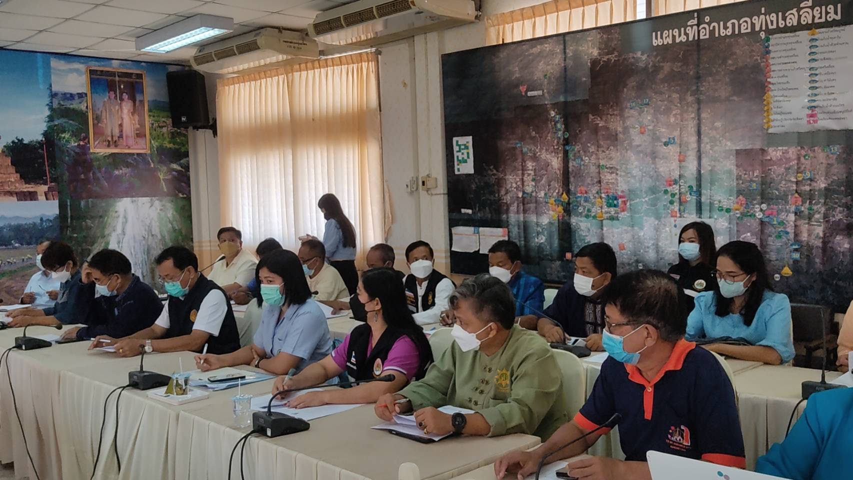 จังหวัดสุโขทัย ทำ 1 ต้องได้มากกว่า 1 ขานรับ นโยบายรัฐบาล เร่งขับเคลื่อนการขจัดความยากจนและพัฒนาคนทุกช่วงวัยอย่างยั่งยืนตามหลักปรัชญาของเศรษฐกิจพอเพียง สร้างคุณภาพชีวิตที่ดีให้ประชาชนชาวอำเภอทุ่งเสลี่ยม จังหวัดสุโขทัย ให้“อยู่รอด พอเพียง และยั่งยืน” ต่อไป