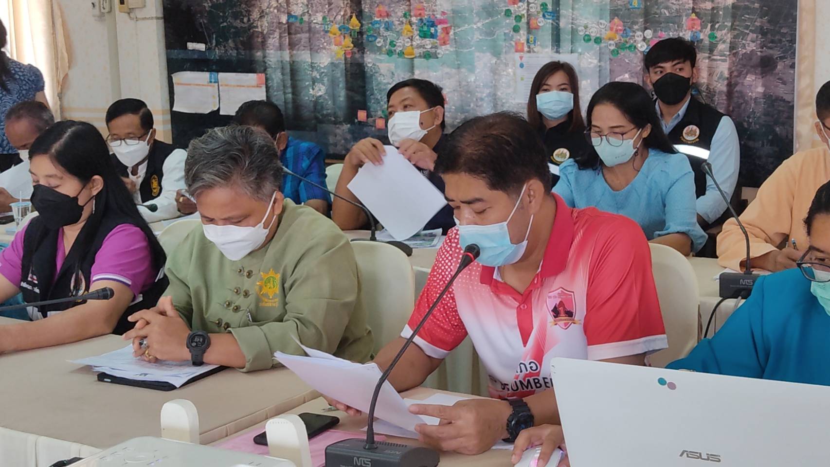 จังหวัดสุโขทัย ทำ 1 ต้องได้มากกว่า 1 ขานรับ นโยบายรัฐบาล เร่งขับเคลื่อนการขจัดความยากจนและพัฒนาคนทุกช่วงวัยอย่างยั่งยืนตามหลักปรัชญาของเศรษฐกิจพอเพียง สร้างคุณภาพชีวิตที่ดีให้ประชาชนชาวอำเภอทุ่งเสลี่ยม จังหวัดสุโขทัย ให้“อยู่รอด พอเพียง และยั่งยืน” ต่อไป