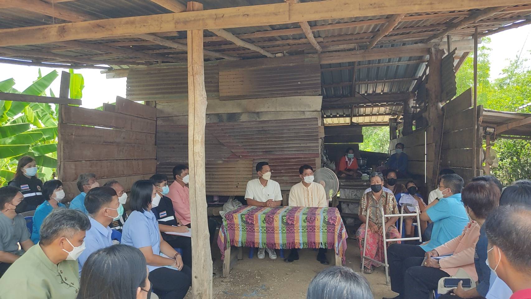 จังหวัดสุโขทัย ทำ 1 ต้องได้มากกว่า 1 ขานรับ นโยบายรัฐบาล เร่งขับเคลื่อนการขจัดความยากจนและพัฒนาคนทุกช่วงวัยอย่างยั่งยืนตามหลักปรัชญาของเศรษฐกิจพอเพียง สร้างคุณภาพชีวิตที่ดีให้ประชาชนชาวอำเภอทุ่งเสลี่ยม จังหวัดสุโขทัย ให้“อยู่รอด พอเพียง และยั่งยืน” ต่อไป