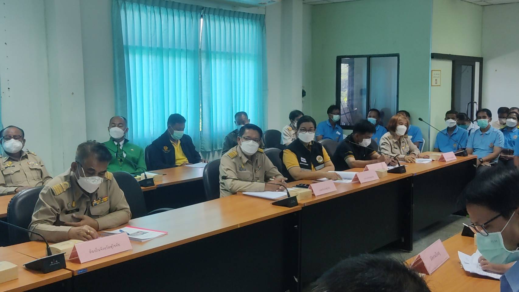 จังหวัดสุโขทัย ทำ 1 ต้องได้มากกว่า 1 ขานรับ นโยบายรัฐบาล เร่งขับเคลื่อนการขจัดความยากจนและพัฒนาคนทุกช่วงวัยอย่างยั่งยืนตามหลักปรัชญาของเศรษฐกิจพอเพียง สร้างคุณภาพชีวิตที่ดีให้ประชาชนชาวอำเภอศรีสัชนาลัย จังหวัดสุโขทัย ให้ “อยู่รอด พอเพียง และยั่งยืน” ต่อไป