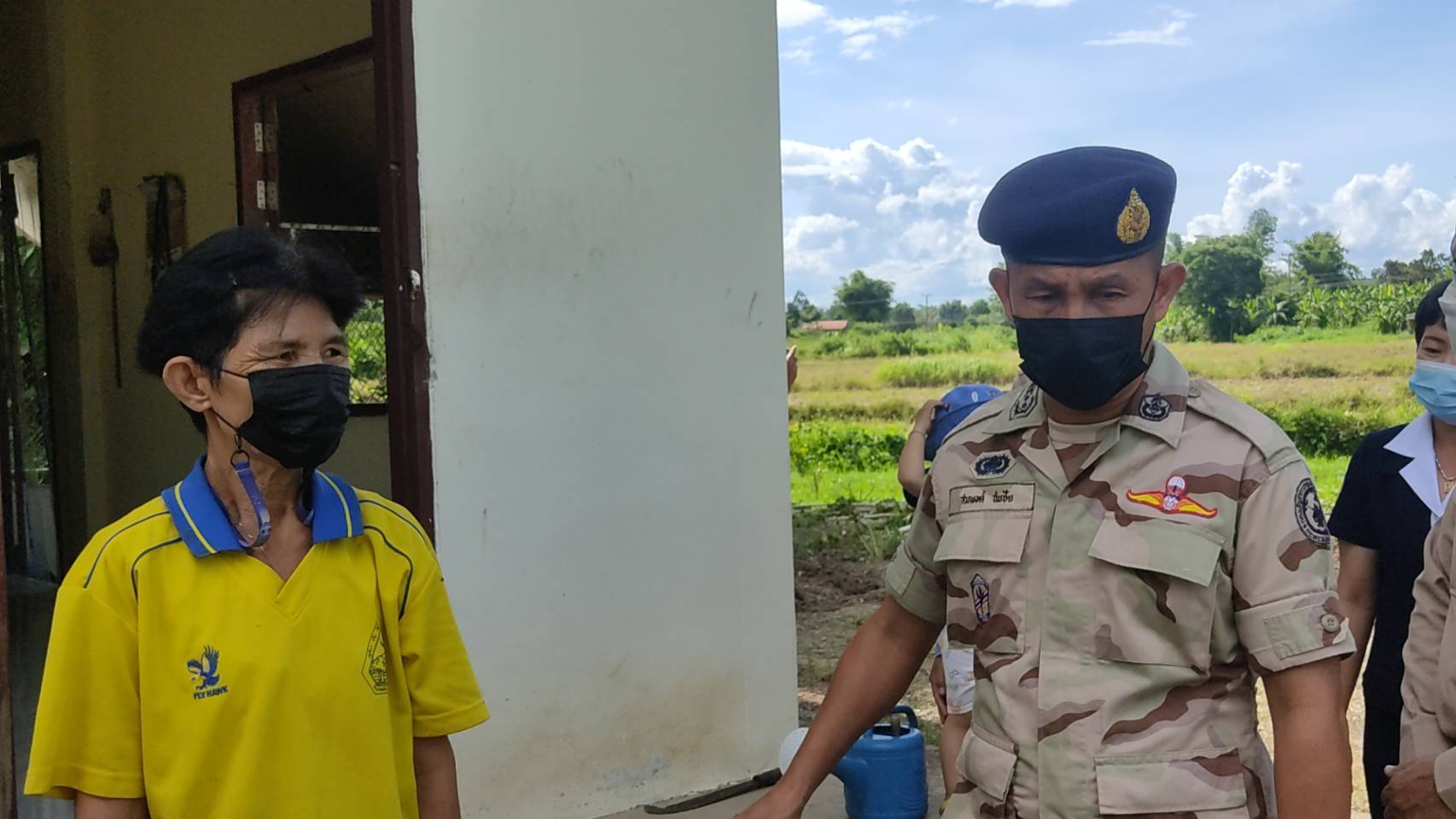 จังหวัดสุโขทัย ทำ 1 ต้องได้มากกว่า 1 ขานรับ นโยบายรัฐบาล เร่งขับเคลื่อนการขจัดความยากจนและพัฒนาคนทุกช่วงวัยอย่างยั่งยืนตามหลักปรัชญาของเศรษฐกิจพอเพียง สร้างคุณภาพชีวิตที่ดีให้ประชาชนชาวอำเภอศรีสัชนาลัย จังหวัดสุโขทัย ให้ “อยู่รอด พอเพียง และยั่งยืน” ต่อไป