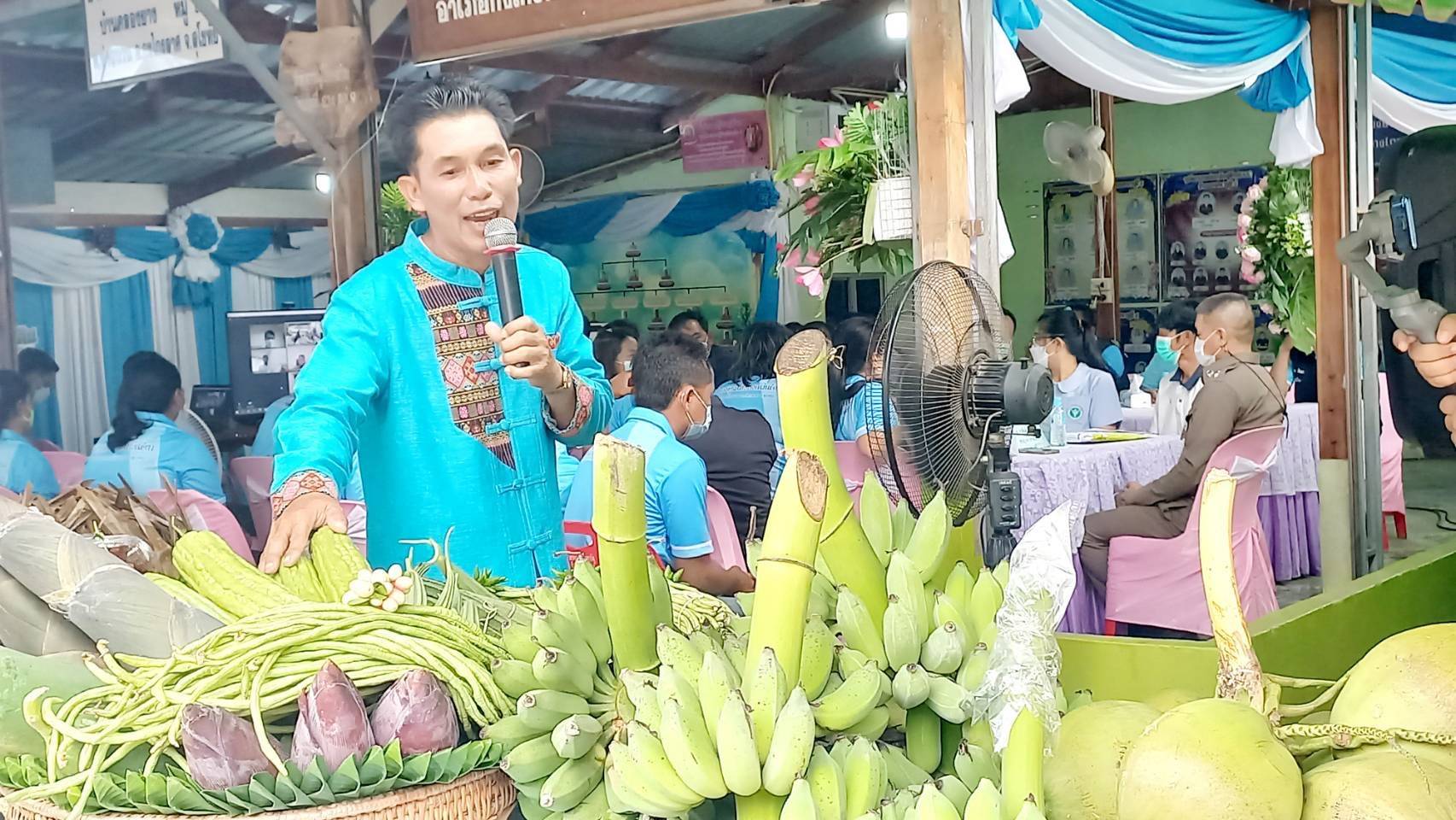 พช.สุโขทัย ทำ 1 ต้องได้ต้องได้มากกว่า 1 ร่วมการประกวดกองทุนแม่ของแผ่นดินดีเด่น ระดับกรมการพัฒนาชุมชน เขตตรวจราชการที่ 17 ผ่านระบบ ZOOM Cloud Meeting