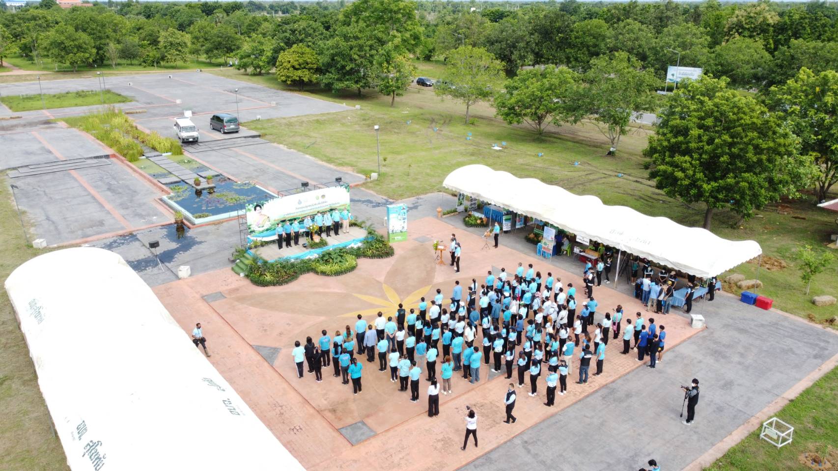 จังหวัดสุโขทัย ทำ 1 ต้องได้มากกว่า 1 จัดกิจกรรมปลูกต้นไม้เพิ่มพื้นที่สีเขียว เนื่องในโอกาสเฉลิมพระเกียรติสมเด็จพระนางเจ้าสิริกิติ์ พระบรมราชินีนาถ พระบรมราชชนนีพันปีหลวง