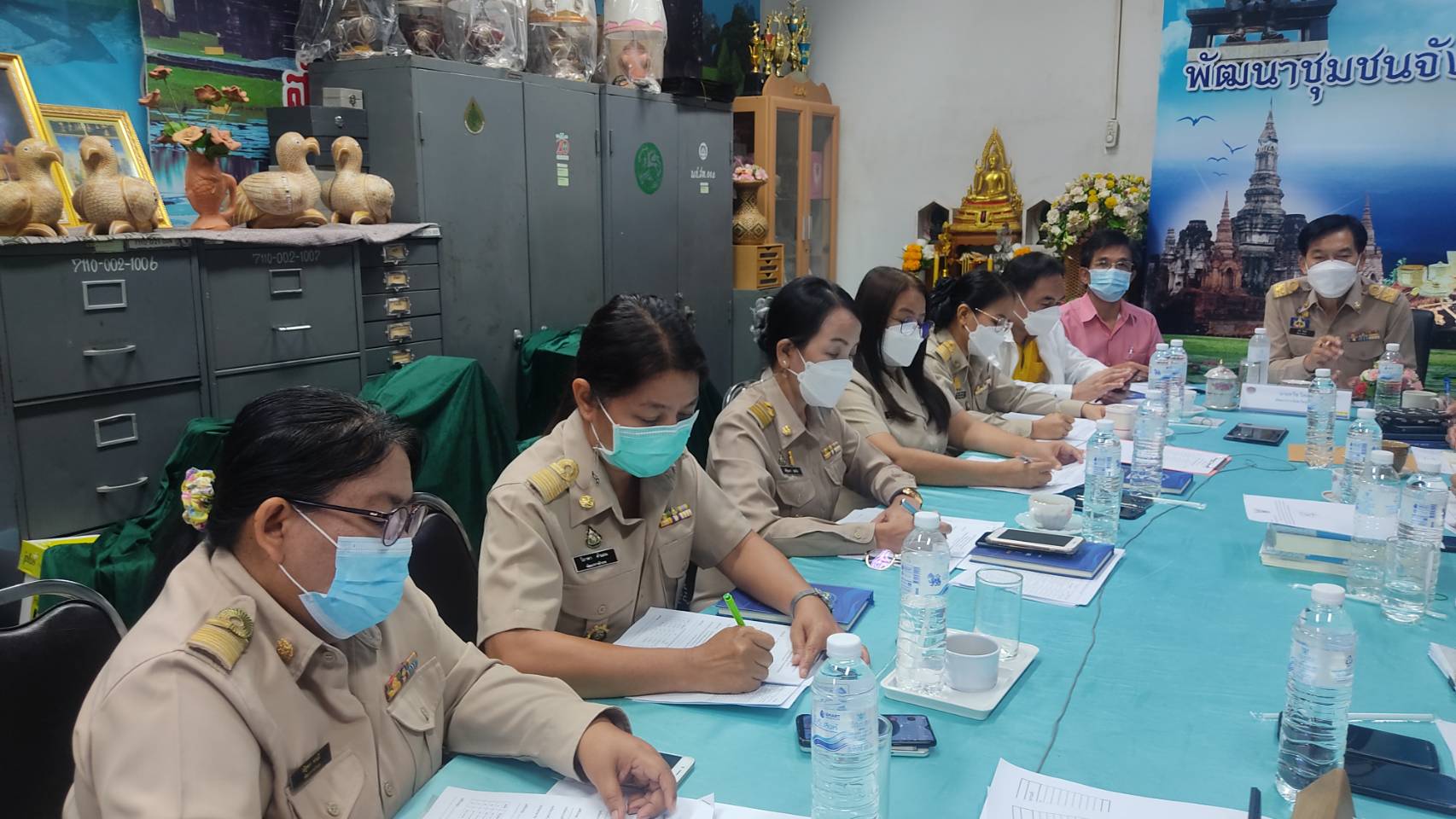 ประชุมคณะทำงานขับเคลื่อนการเสริมสร้างความโปร่งใสในการดำเนินงาน สำนักงานพัฒนาชุมชนจังหวัดสุโขทัย ประจำปีงบประมาณ พ.ศ.2565
