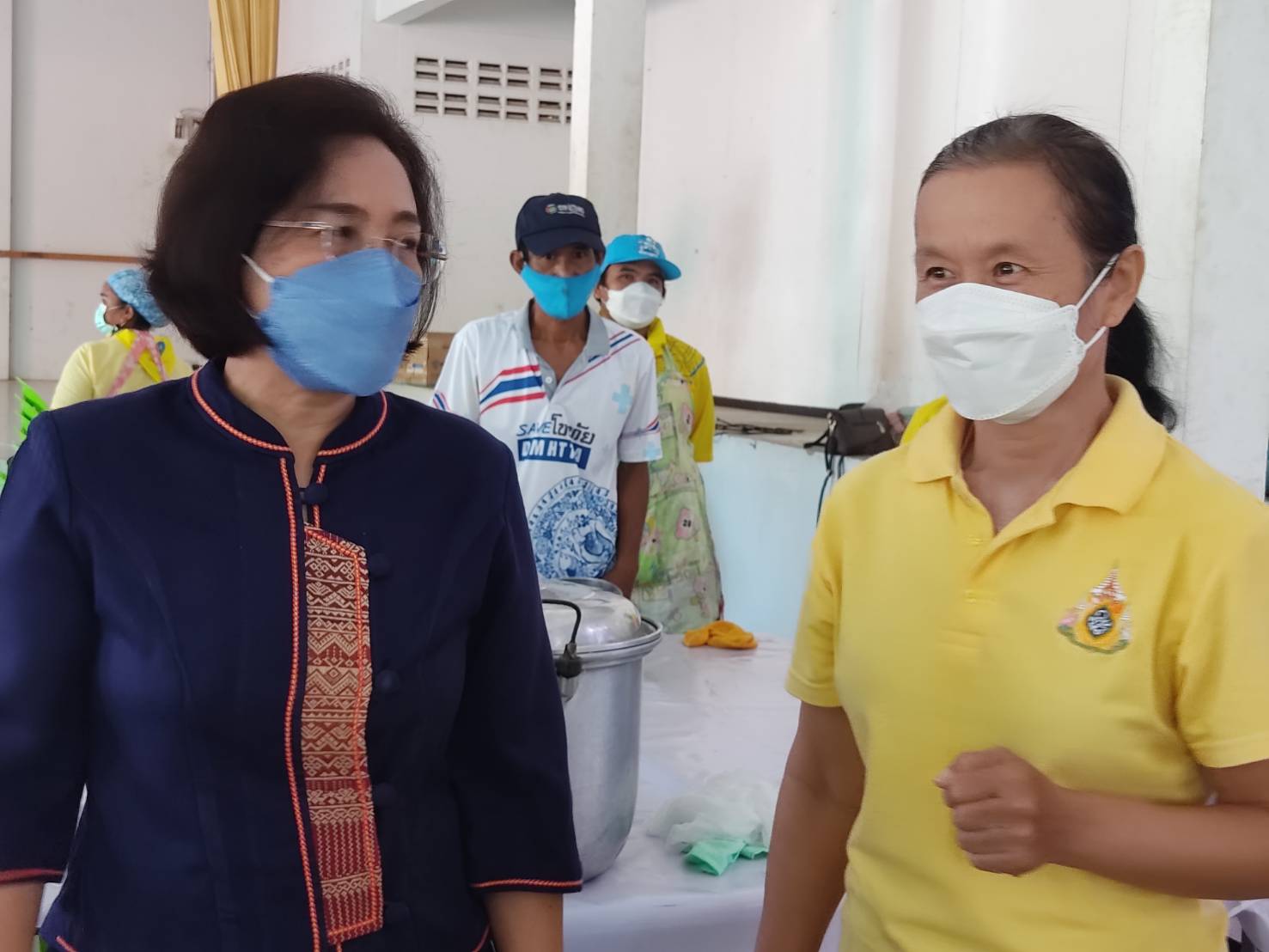 “จังหวัดสุโขทัยทำ 1 ต้องได้มากกว่า 1 จัดตั้งโรงครัวช่วยเหลือประชาชนที่ได้รับผลกระทบอุทกภัย ในพื้นที่จังหวัดสุโขทัย ณ อาคารอเนกประสงค์ศาลากลางจังหวัดสุโขทัย อำเภอเมืองสุโขทัย จังหวัดสุโขทัย”