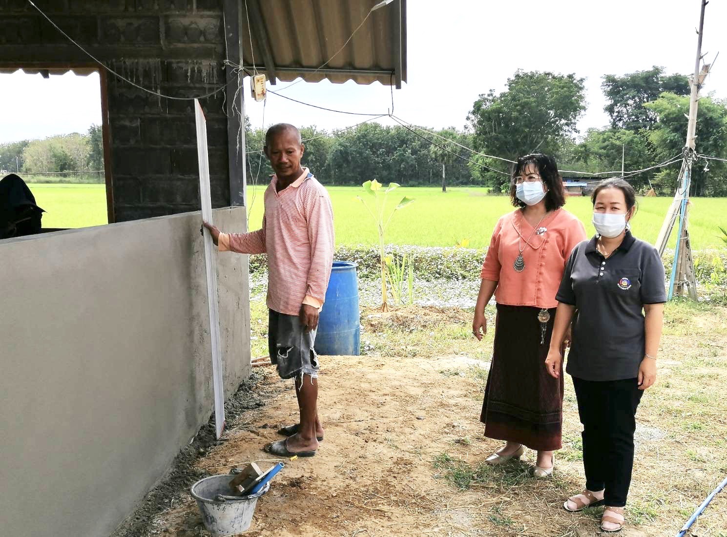 จังหวัดสุโขทัยเยี่ยมเยือน ให้กำลังใจ และติดตาม โคก หนอง นา อำเภอศรีสำโรง