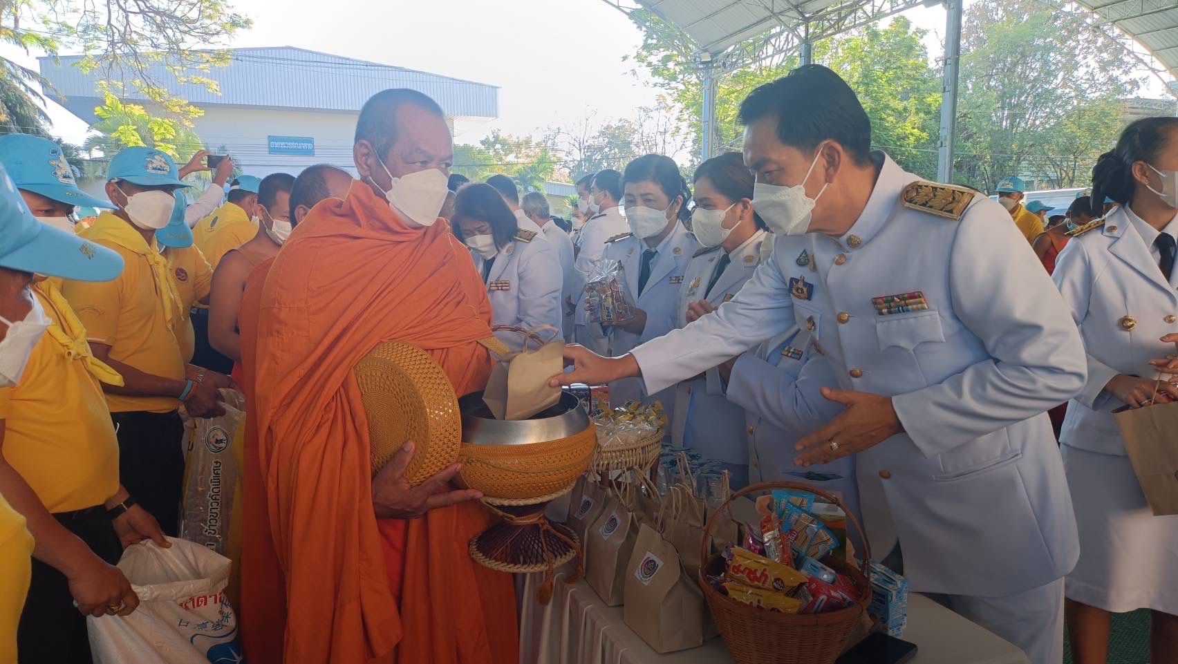 พช.สุโขทัย ร่วมพิธีเนื่องในวันคล้ายวันพระบรมราชสมภพพระบาทสมเด็จพระบรมชนกาธิเบศร มหาภูมิพลอดุลยเดชมหาราช บรมนาถบพิตร วันชาติและวันพ่อแห่งชาติ 5 ธันวาคม 2565