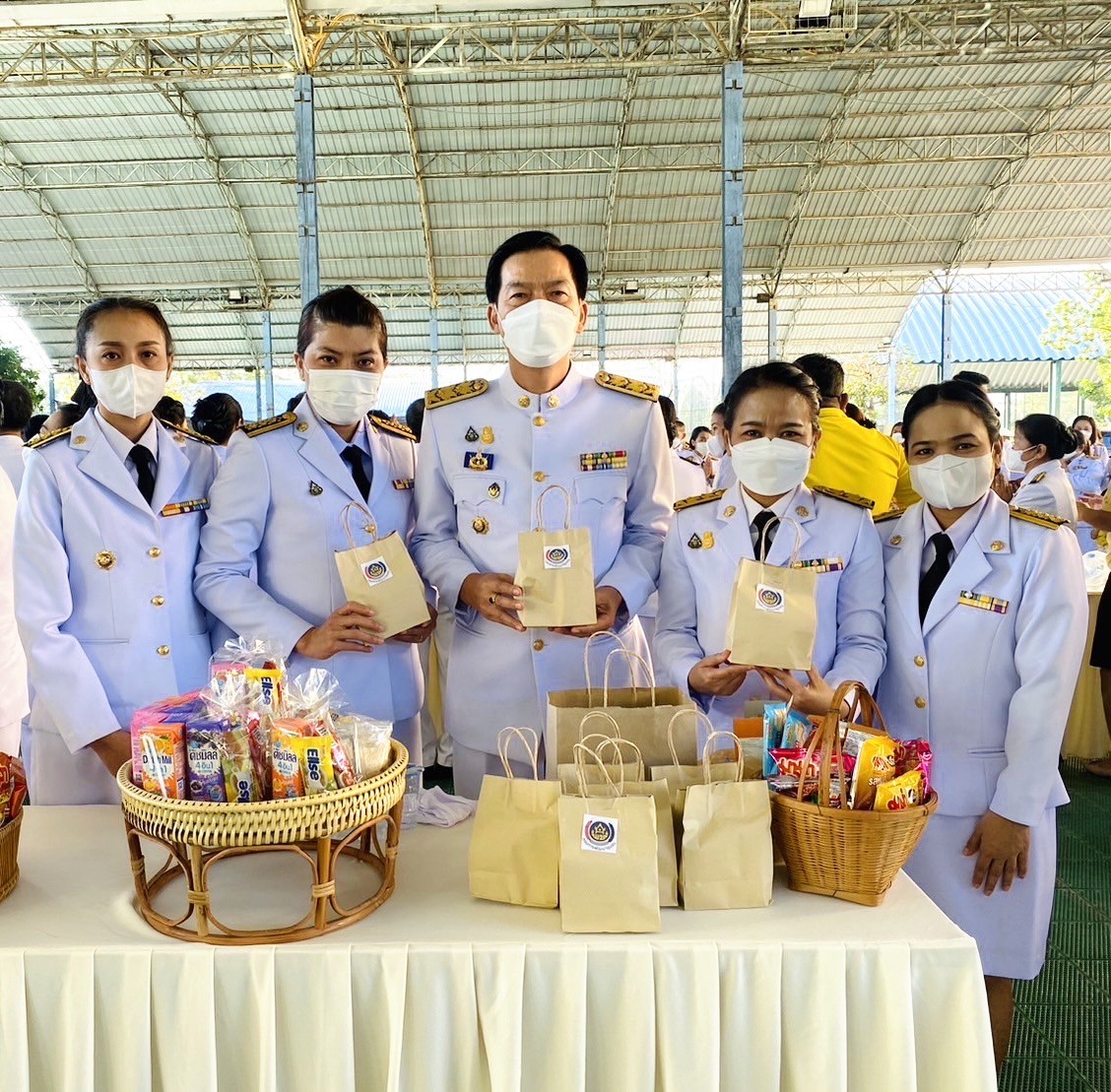 พช.สุโขทัย ร่วมพิธีเนื่องในวันคล้ายวันพระบรมราชสมภพพระบาทสมเด็จพระบรมชนกาธิเบศร มหาภูมิพลอดุลยเดชมหาราช บรมนาถบพิตร วันชาติและวันพ่อแห่งชาติ 5 ธันวาคม 2565