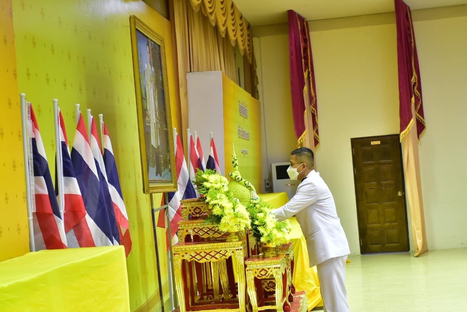 พช.สุโขทัย ร่วมพิธีเนื่องในวันคล้ายวันพระบรมราชสมภพพระบาทสมเด็จพระบรมชนกาธิเบศร มหาภูมิพลอดุลยเดชมหาราช บรมนาถบพิตร วันชาติและวันพ่อแห่งชาติ 5 ธันวาคม 2565