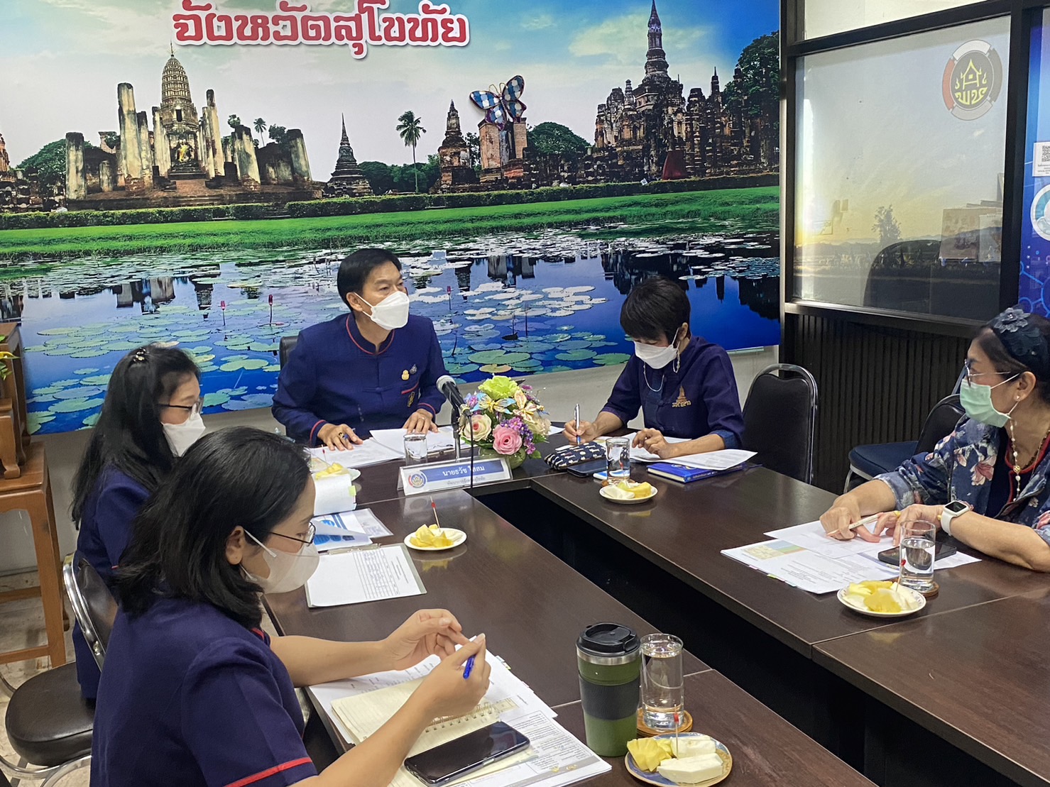 ?ขานรับและขับเคลื่อนนโยบายการขจัดความยากจนและพัฒนาคนทุกช่วงวัยอย่างยั่งยืนตามหลักปรัชญาของเศรษฐกิจพอเพียงจังหวัดสุโขทัย?