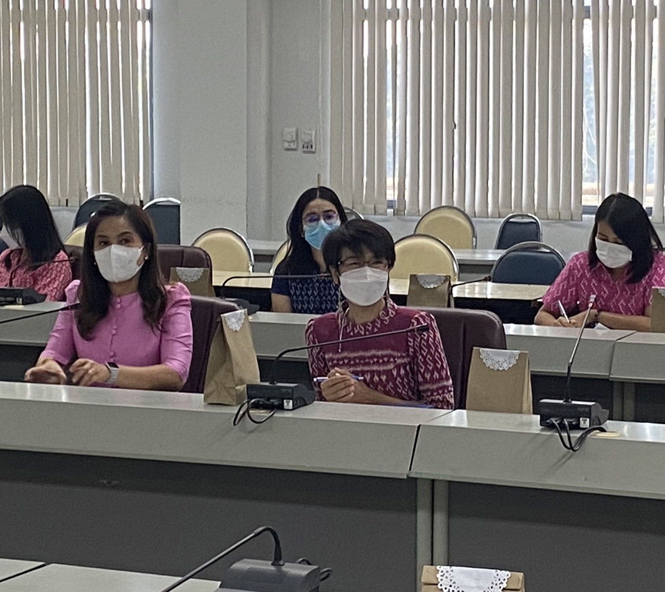 ? ร่วมประชุมคณะกรรมการจัดการประกวดร้องเพลง “รำวงมหาดไทยเพื่อคนไทย”จังหวัดสุโขทัย