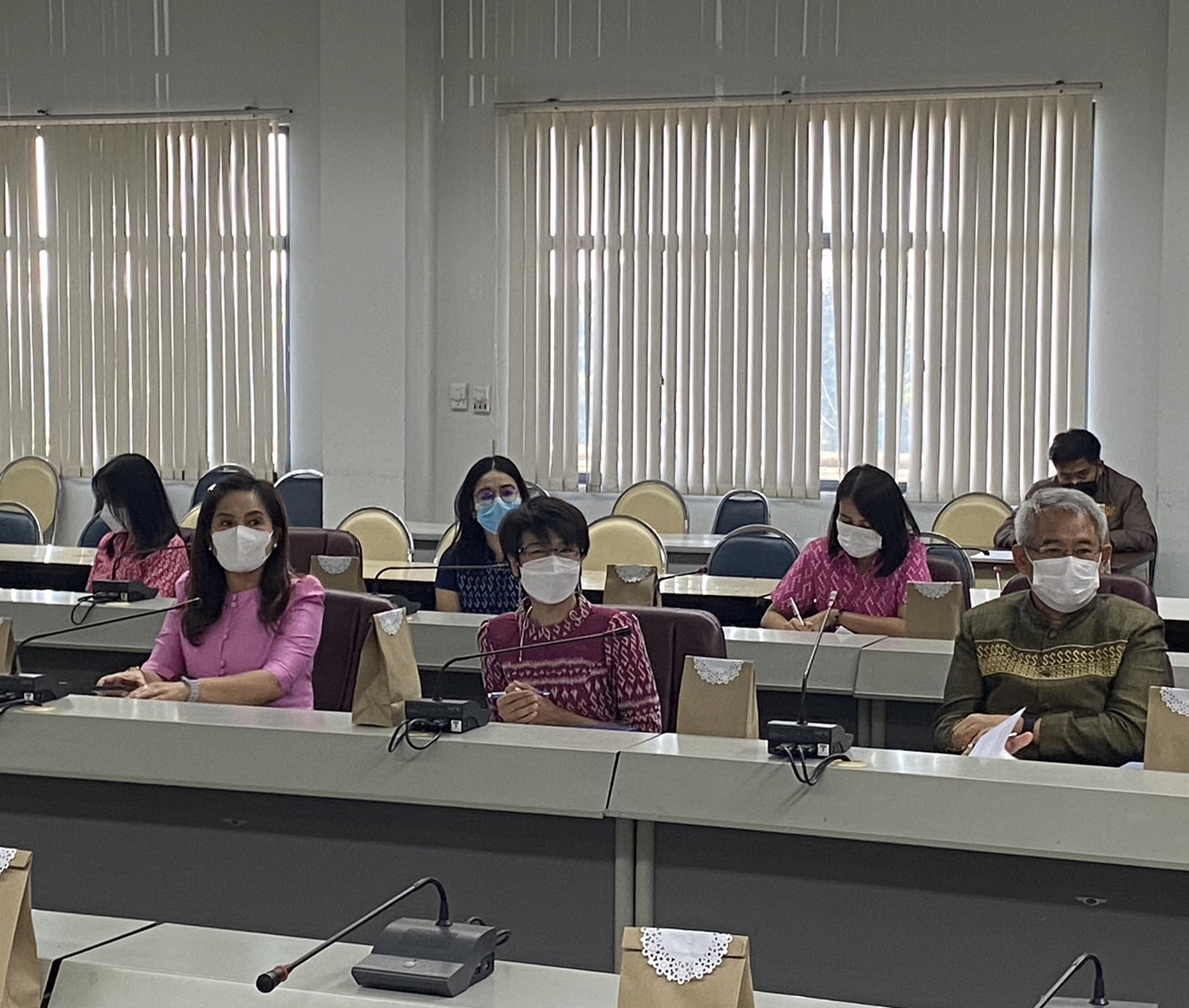 ? ร่วมประชุมคณะกรรมการจัดการประกวดร้องเพลง “รำวงมหาดไทยเพื่อคนไทย”จังหวัดสุโขทัย