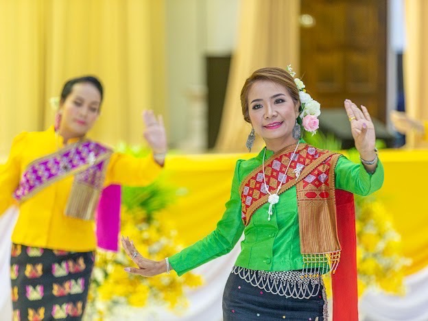 ☀️จังหวัดสุโขทัย จัดกิจกรรมการประกาศเจตนารมณ์การดำเนินการขับเคลื่อนหมู่บ้านรุ่งอรุณแห่งความสุขอย่างยั่งยืน ตามหลักปรัชญาของเศรษฐกิจพอเพียง ประจำปี 2566✨