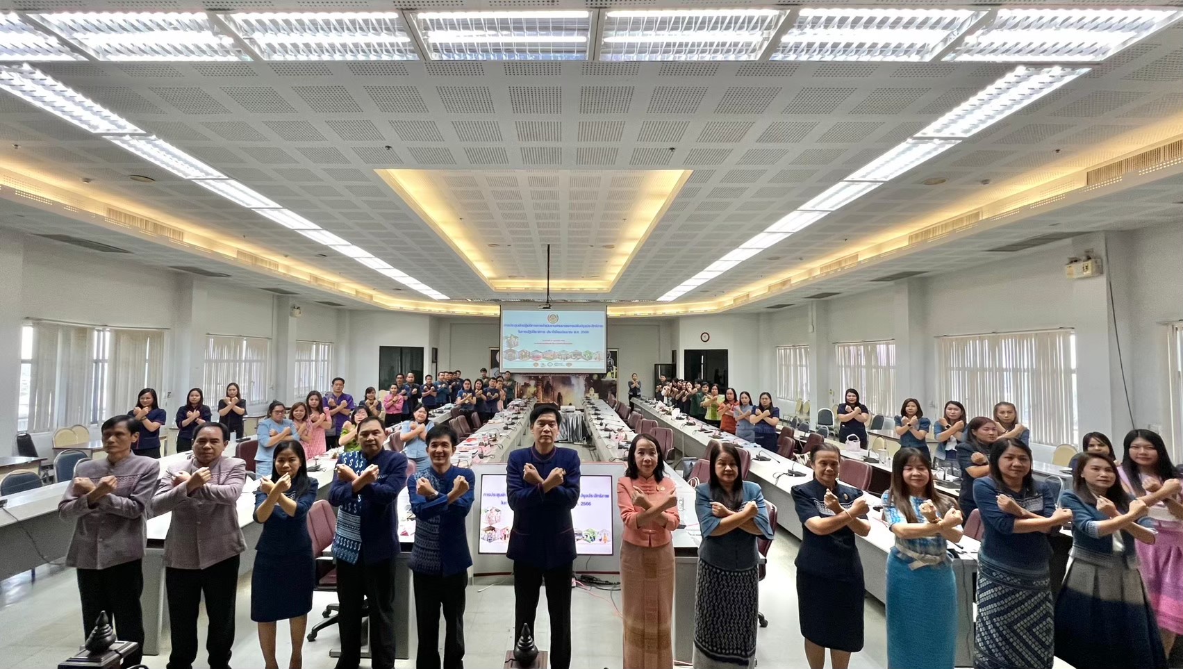 พช.สุโขทัย เดินหน้าขับเคลื่อนตัวชี้วัด ประจำปี 2566 โดยจัดประชุมเชิงปฏิบัติการการดำเนินงานตามมาตรการปรับปรุงประสิทธิภาพ ในการปฏิบัติราชการของกรมการพัฒนาชุมชน ประจำปีงบประมาณ พ.ศ. 2566