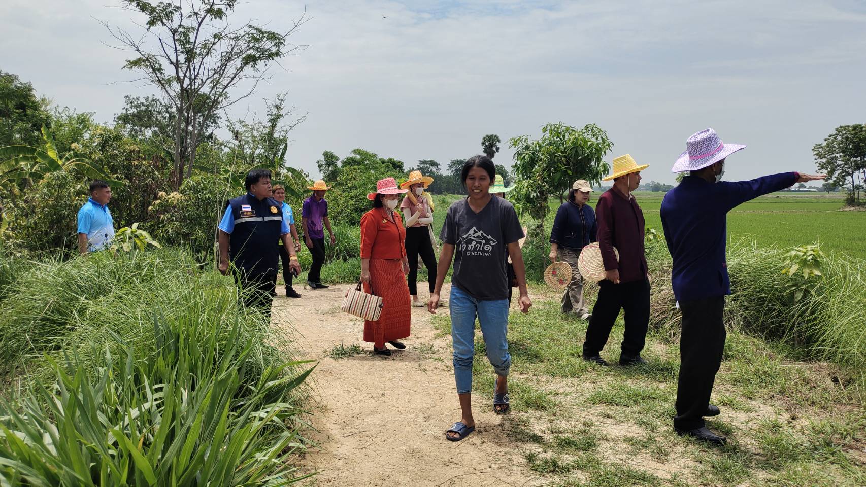 การคัดสรรกิจกรรมพัฒนาชุมชนดีเด่น ประจำปี 2566 อำเภอศรีสำโรง