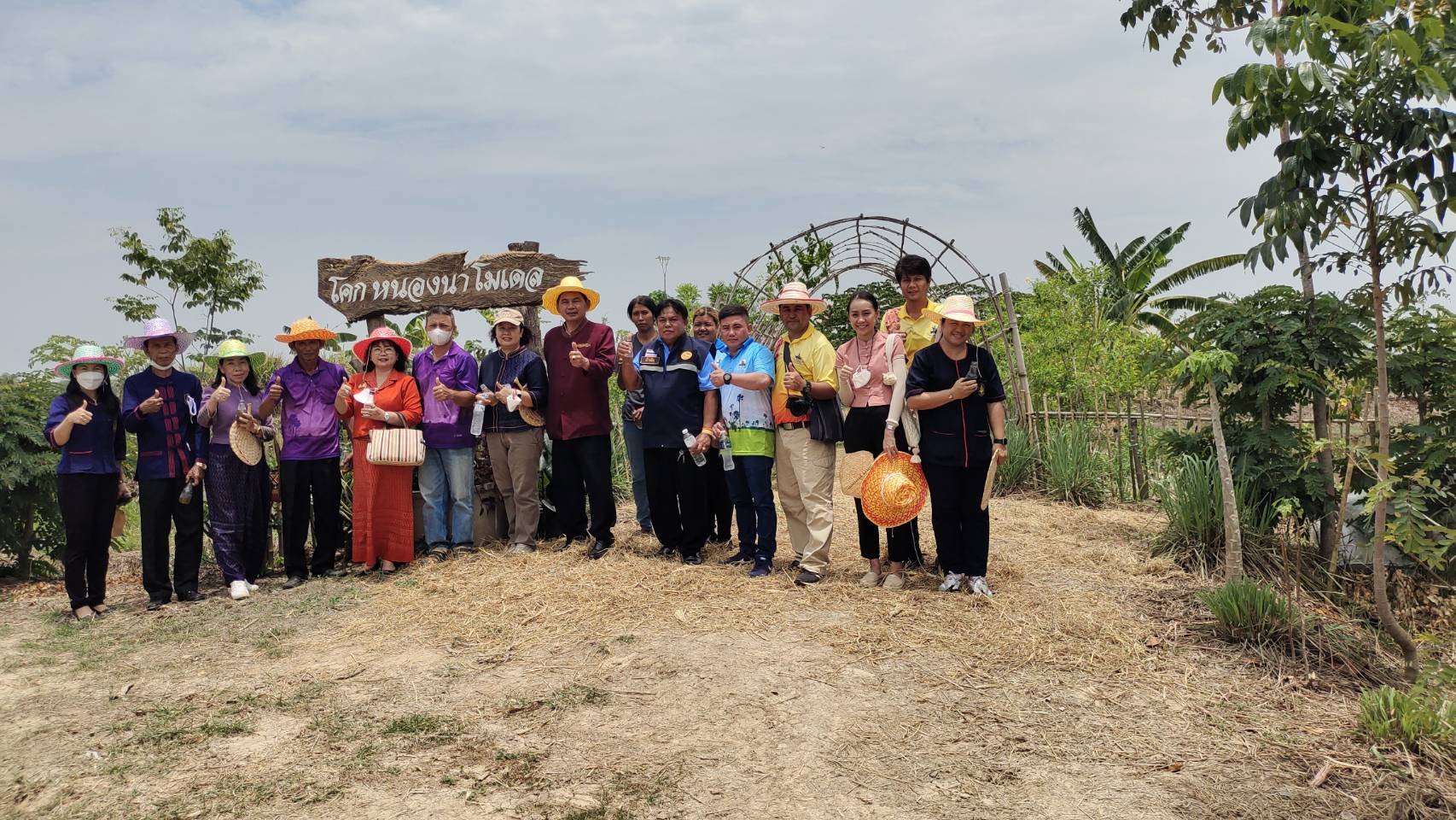 การคัดสรรกิจกรรมพัฒนาชุมชนดีเด่น ประจำปี 2566 อำเภอศรีสำโรง