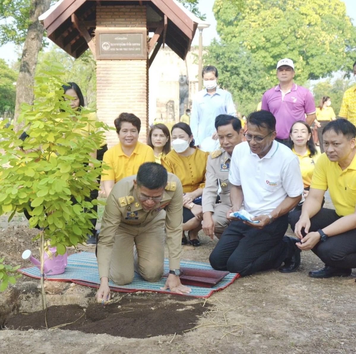 พช.สุโขทัย ร่วมกิจกรรมวันแรงงานแห่งชาติจังหวัดสุโขทัย ประจำปี 2566 “แรงงานรักษ์โลก รักสุโขทัย”