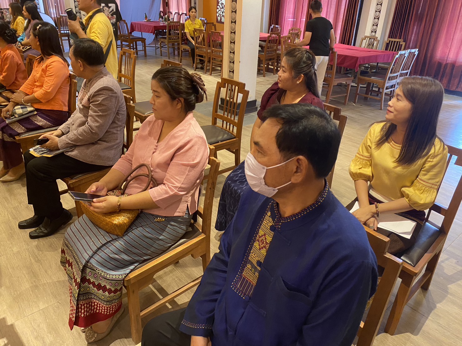 “มหกรรมมนต์เสน่ห์ผ้าทอ 9 ลาย สืบสานอัตลักษณ์เมืองแห่งรุ่งอรุณและ OTOP Premium จังหวัดสุโขทัย”