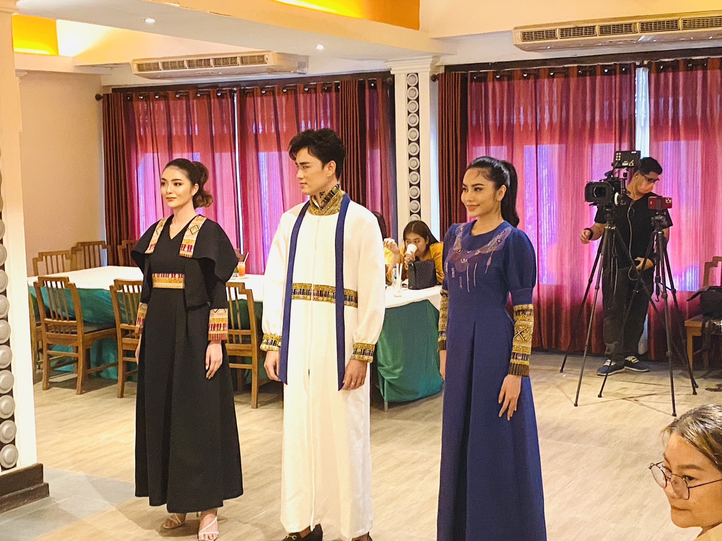 “มหกรรมมนต์เสน่ห์ผ้าทอ 9 ลาย สืบสานอัตลักษณ์เมืองแห่งรุ่งอรุณและ OTOP Premium จังหวัดสุโขทัย”