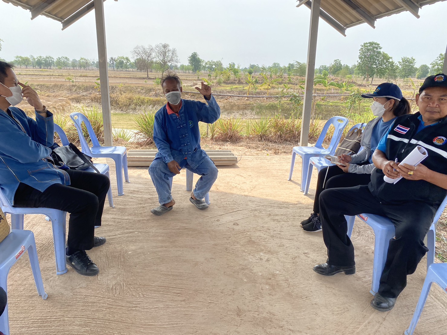 พช.สุโขทัย ลงพื้นที่ติดตามความก้าวหน้าการดำเนินการโครงการโคก หนอง นา พัฒนาชุมชน ในพื้นที่จังหวัดสุโขทัย ร่วมกับคณะผู้บริหารและเจ้าหน้าที่กรมการพัฒนาชุมชน