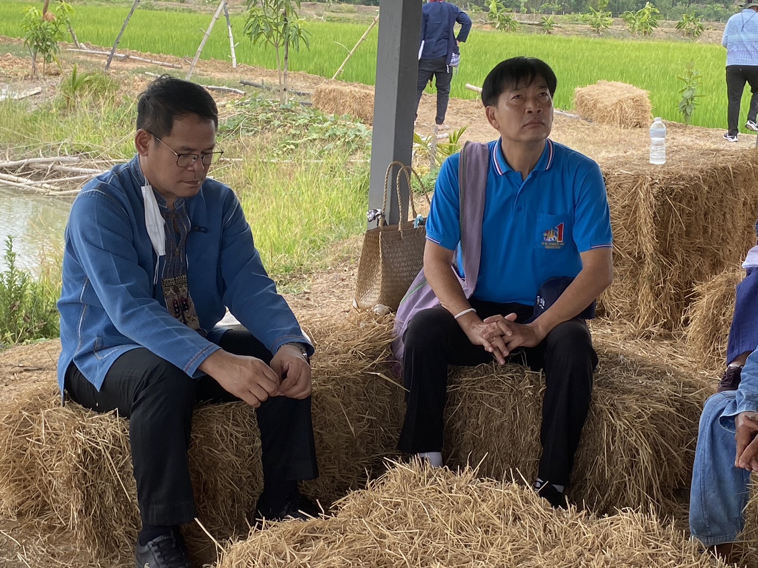 พช.สุโขทัย ลงพื้นที่ติดตามความก้าวหน้าการดำเนินการโครงการโคก หนอง นา พัฒนาชุมชน ในพื้นที่จังหวัดสุโขทัย ร่วมกับคณะผู้บริหารและเจ้าหน้าที่กรมการพัฒนาชุมชน