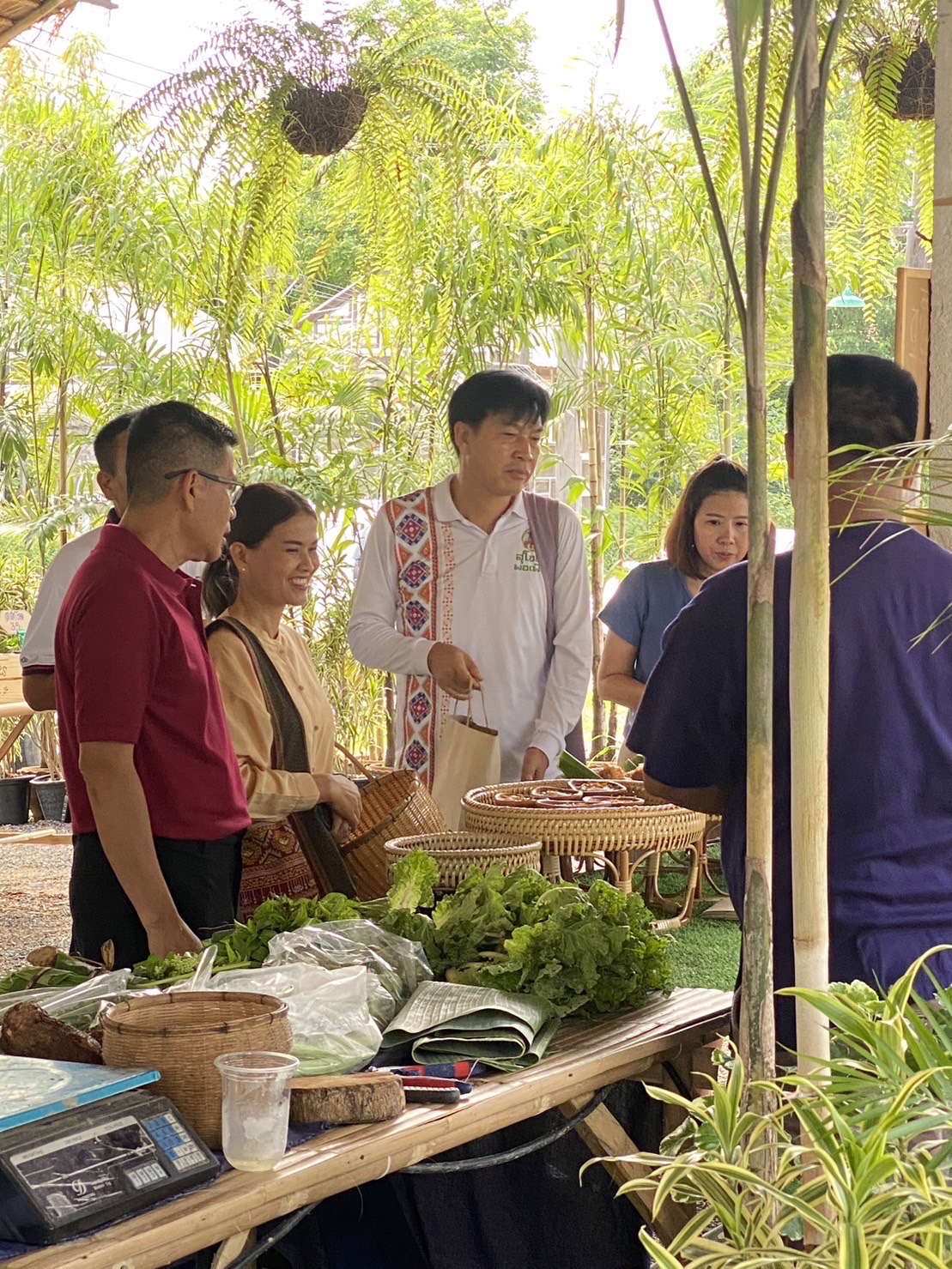 ?บริษัทประชารัฐ รัก สามัคคี จังหวัดสุโขทัย จัดงาน “ตลาดเช้าผักปลอดสาร” เพื่อส่งเสริมและพัฒนาเศรษฐกิจฐานรากให้ชุมชน