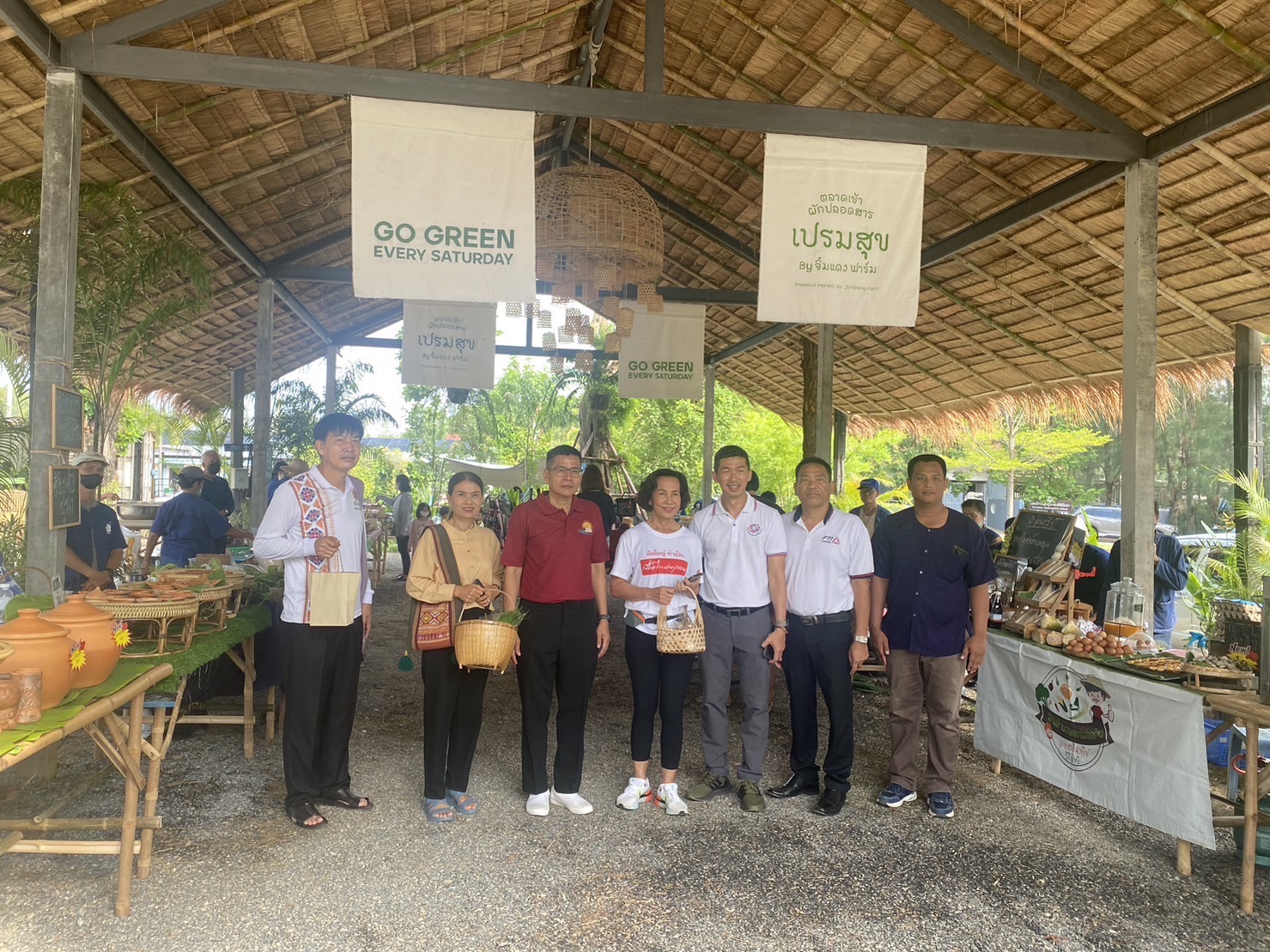 ?บริษัทประชารัฐ รัก สามัคคี จังหวัดสุโขทัย จัดงาน “ตลาดเช้าผักปลอดสาร” เพื่อส่งเสริมและพัฒนาเศรษฐกิจฐานรากให้ชุมชน
