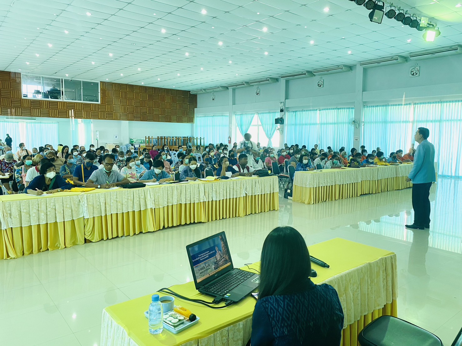 โครงการฝึกอบรมและศึกษาดูงานเพื่อพัฒนาศักยภาพแกนนำชุมชน ประจำปี 2566