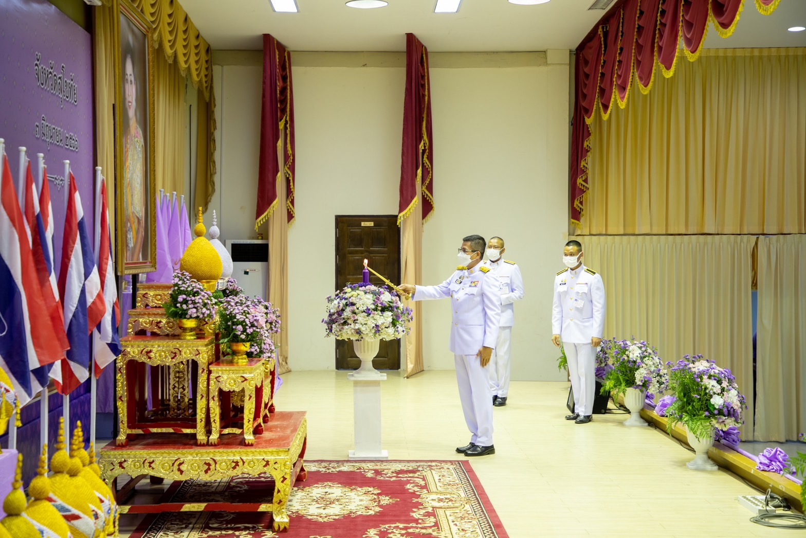 พช.สุโขทัย ร่วมพิธีถวายเครื่องราชสักการะ และพิธีถวายพระพรชัยมงคล สมเด็จพระนางเจ้าฯ พระบรมราชินี