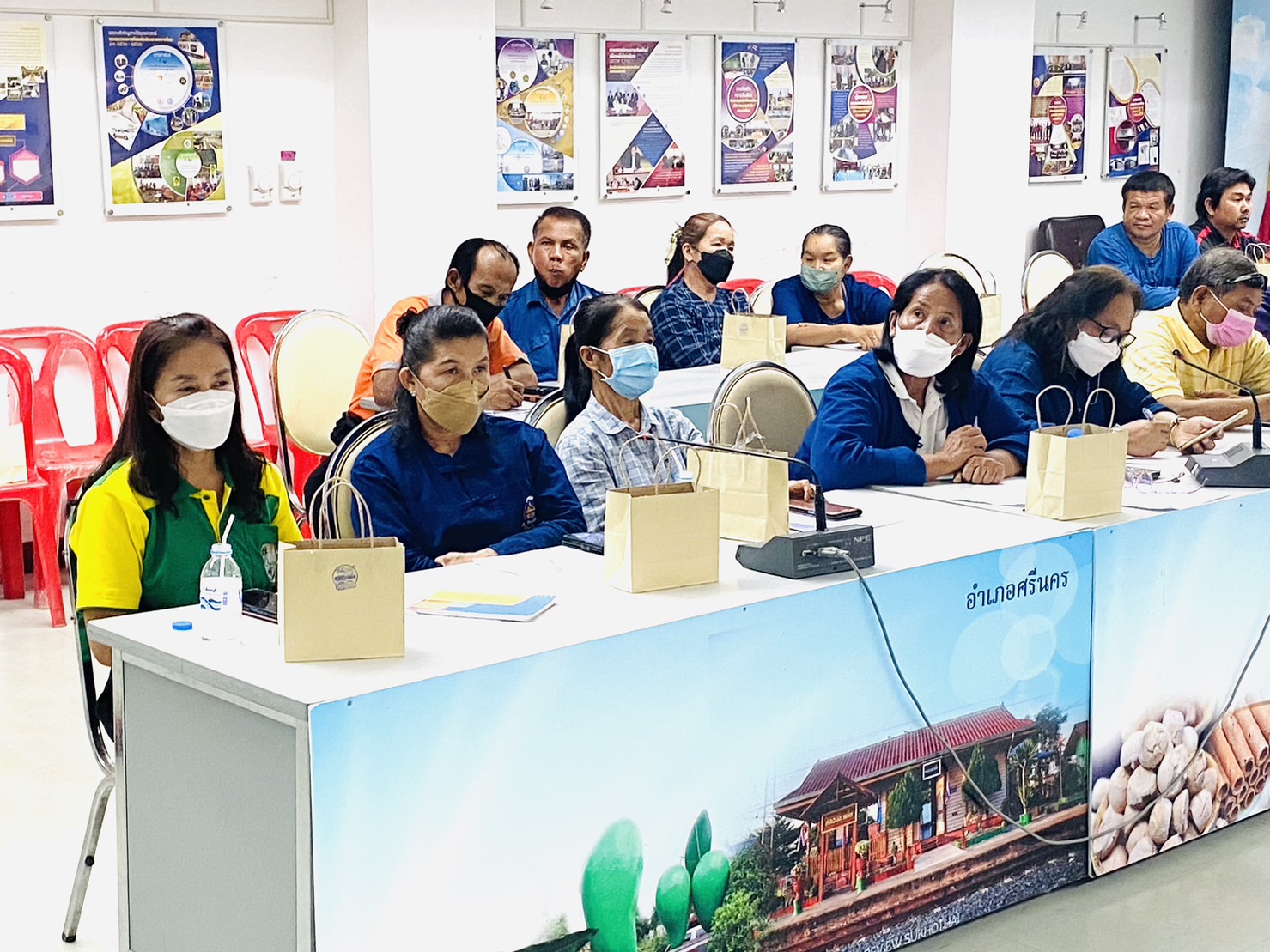 จับมือ เดินหน้า พัฒนาตามแนวทางก้าวต่อไป ของโคก หนอง นา พัฒนาชุมชน จังหวัดสุโขทัย